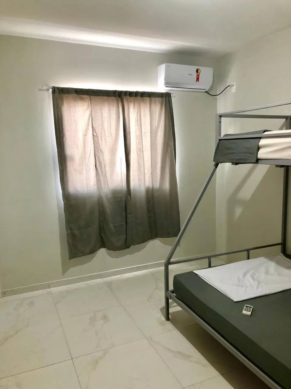 Bedroom, Bed in 330 METROS DO MAR, PRAIA DOS INGLESES, Piske Imóveis