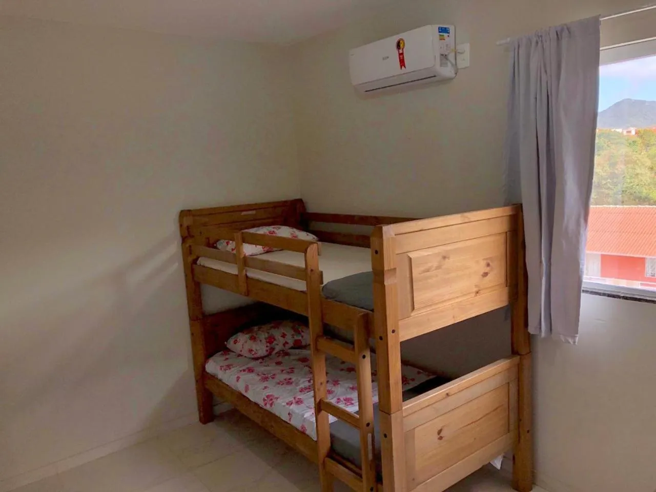 Bedroom, Bed in 330 METROS DO MAR, PRAIA DOS INGLESES, Piske Imóveis