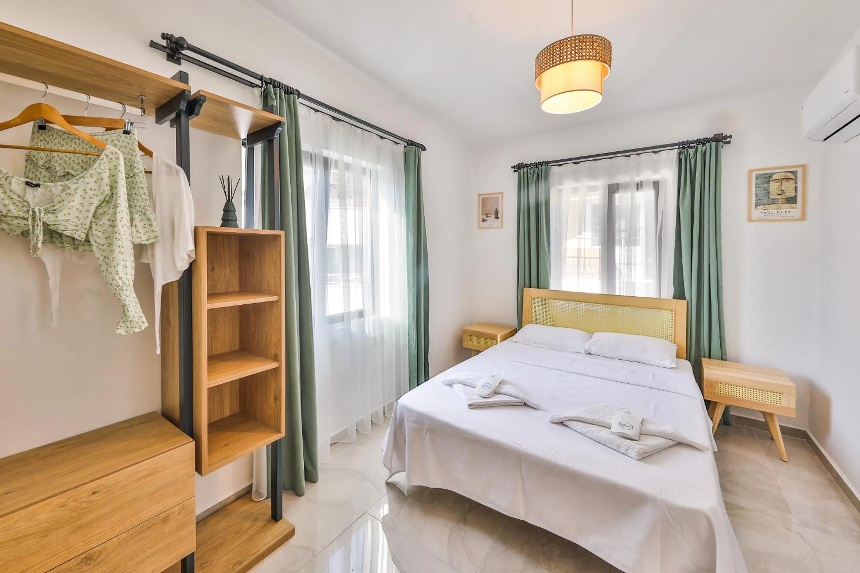 Photo of the whole room, Bed in Bahar Pansiyon