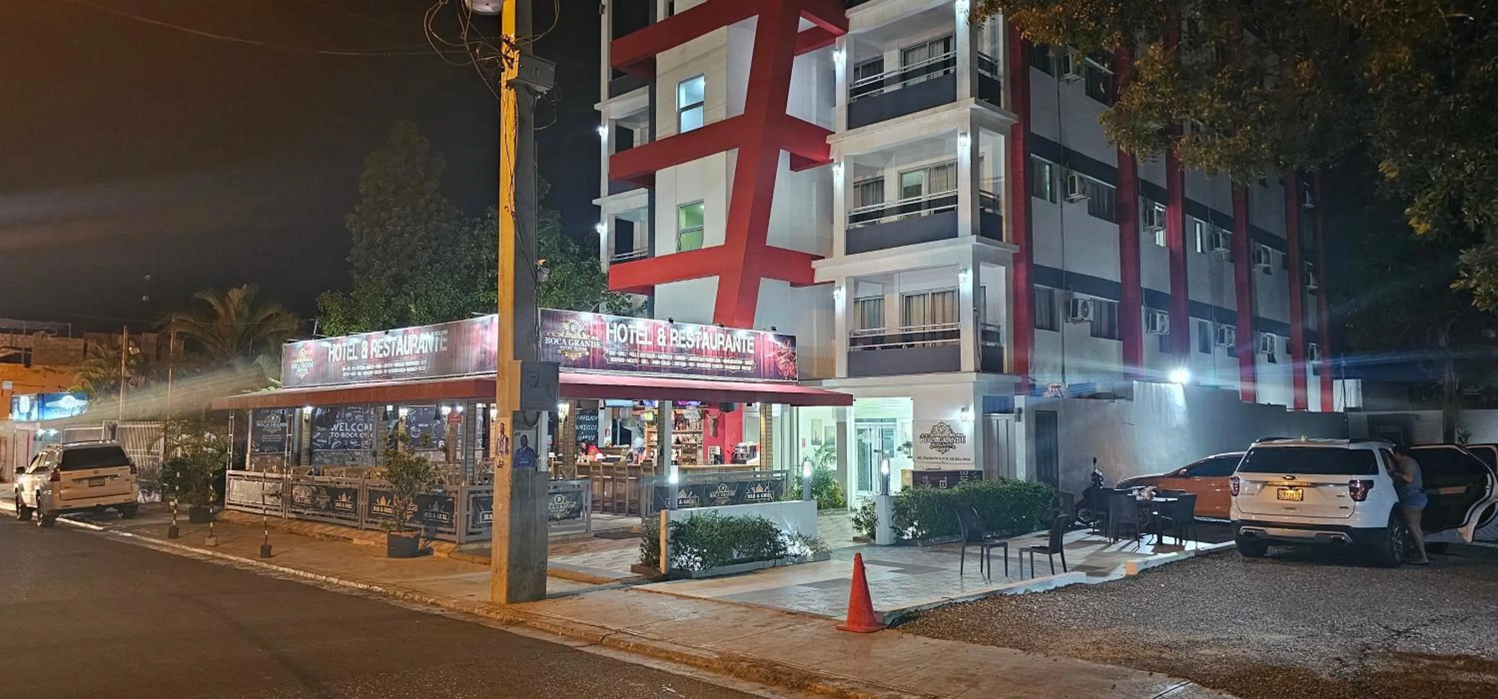 Property building in Boca Grande Hotel Suites