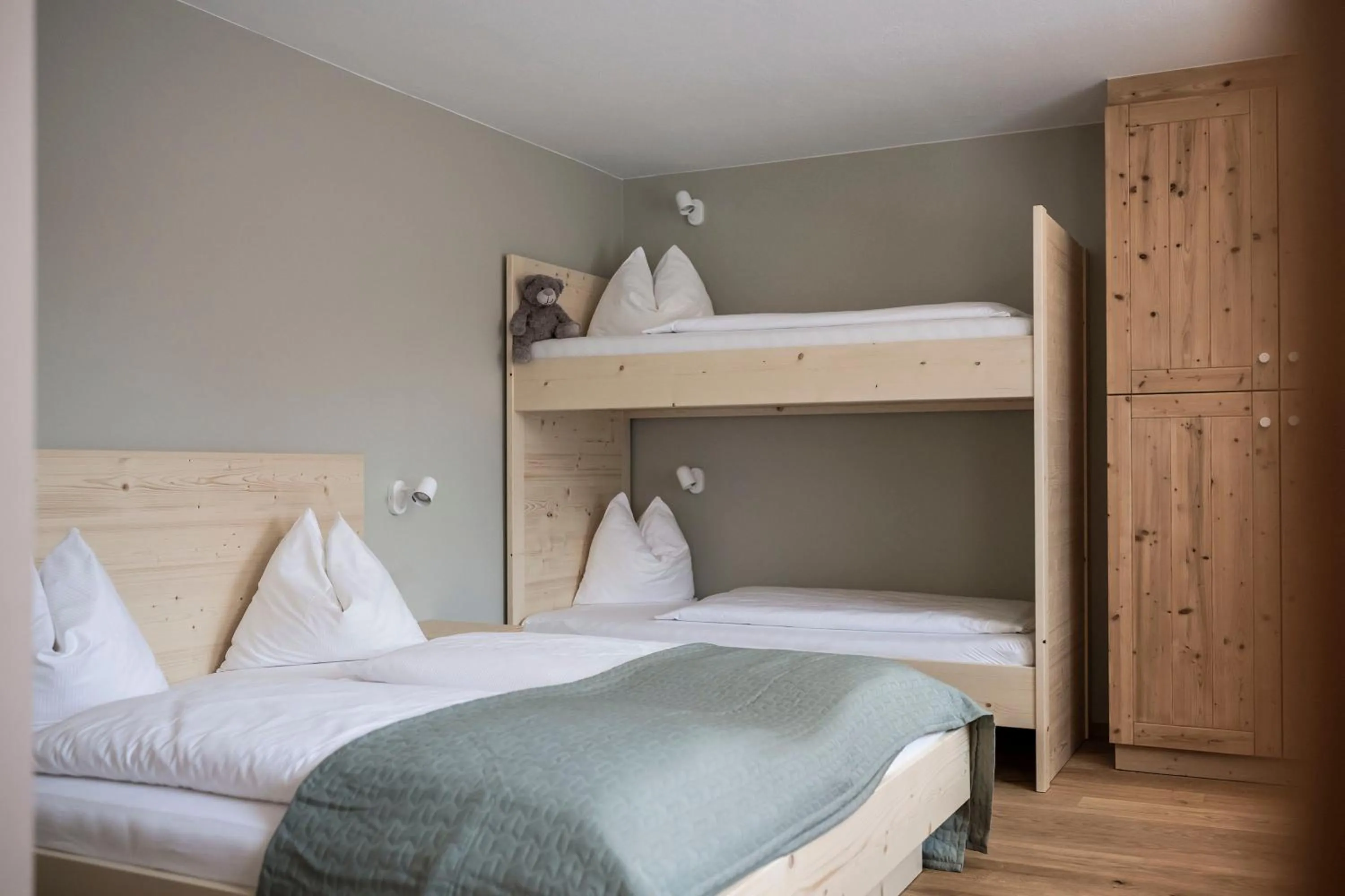 Photo of the whole room, Bed in Villa Rainer Sexten