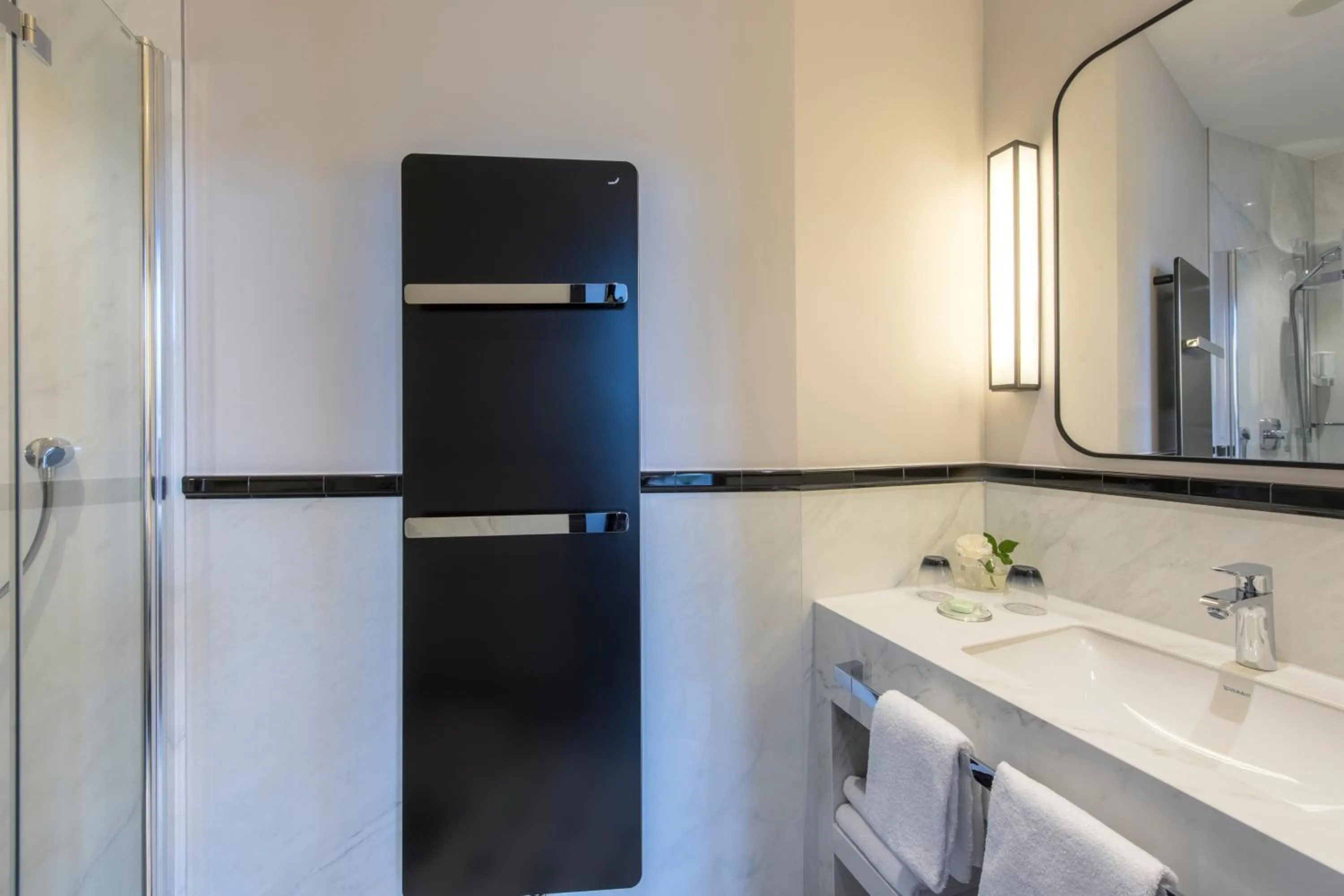 Bathroom in Hotel Am Leuchtturm