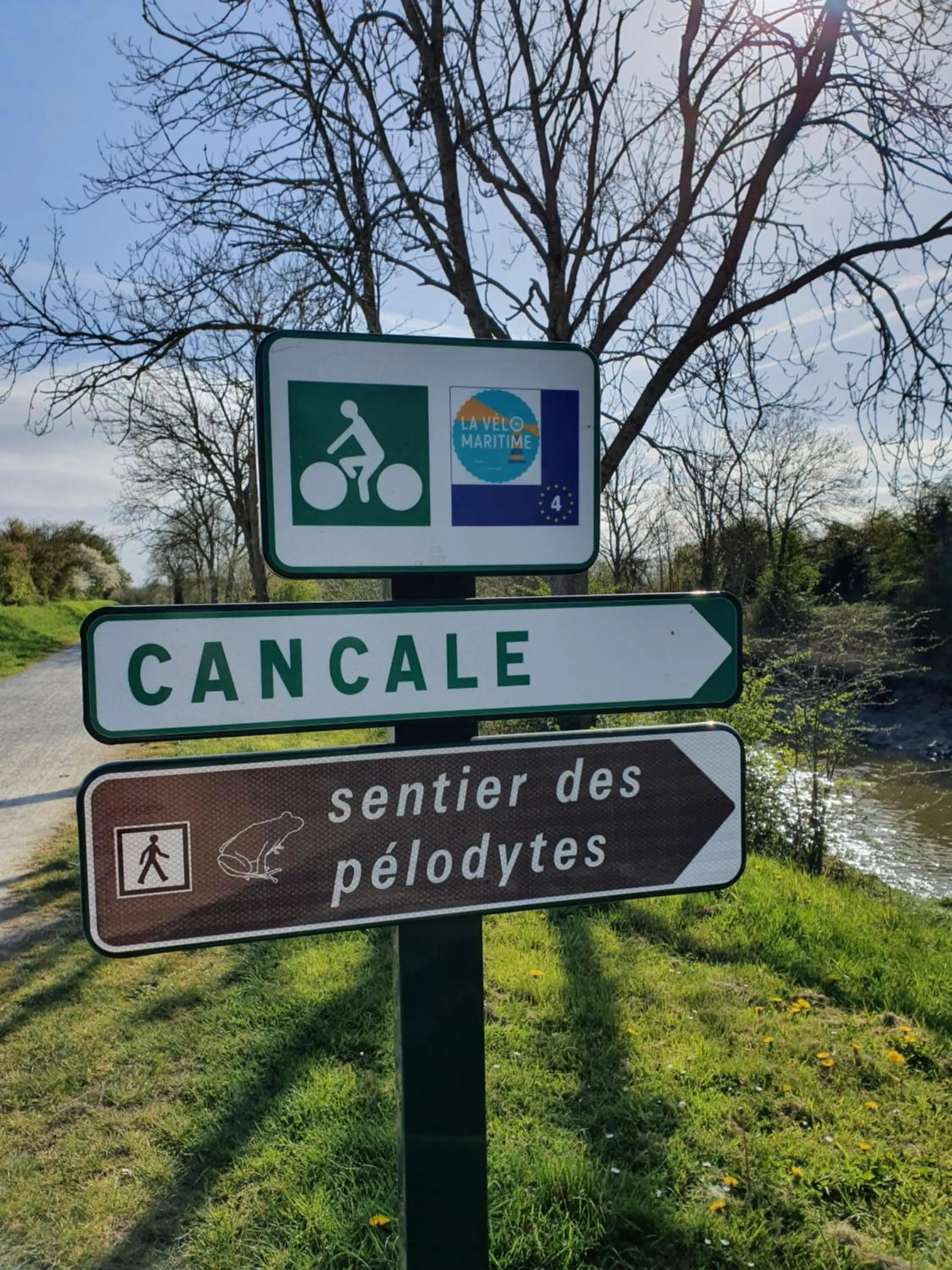 Hiking in La Bastide du Moulin - Mont St Michel
