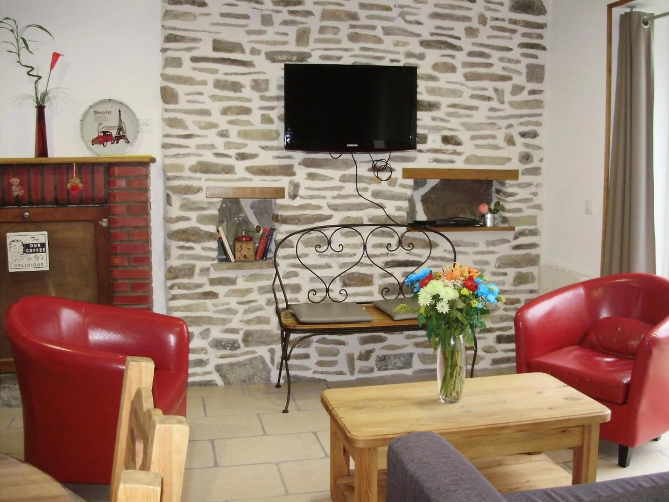 Entertainment in La Bastide du Moulin - Mont St Michel