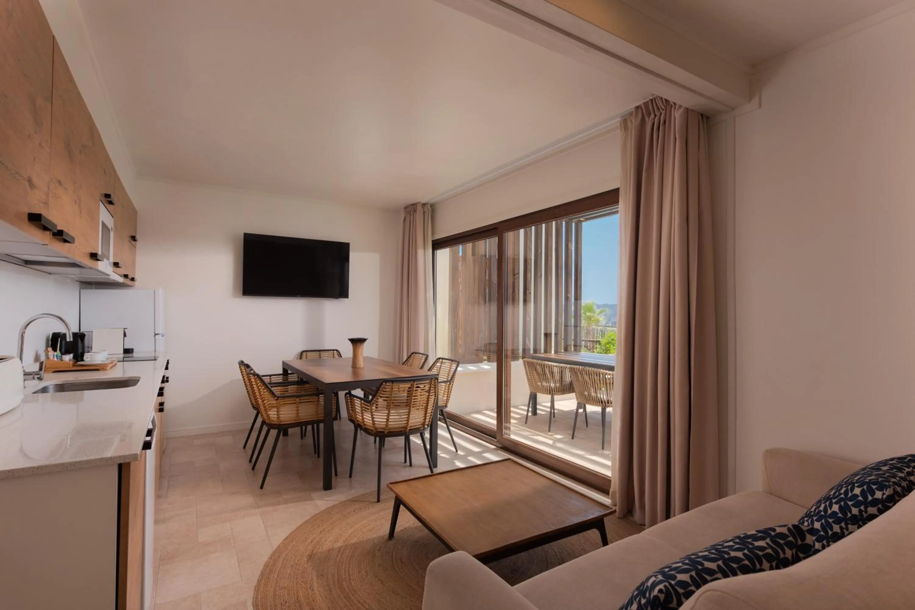 Living room in Four Points by Sheraton Costa Blanca Villas