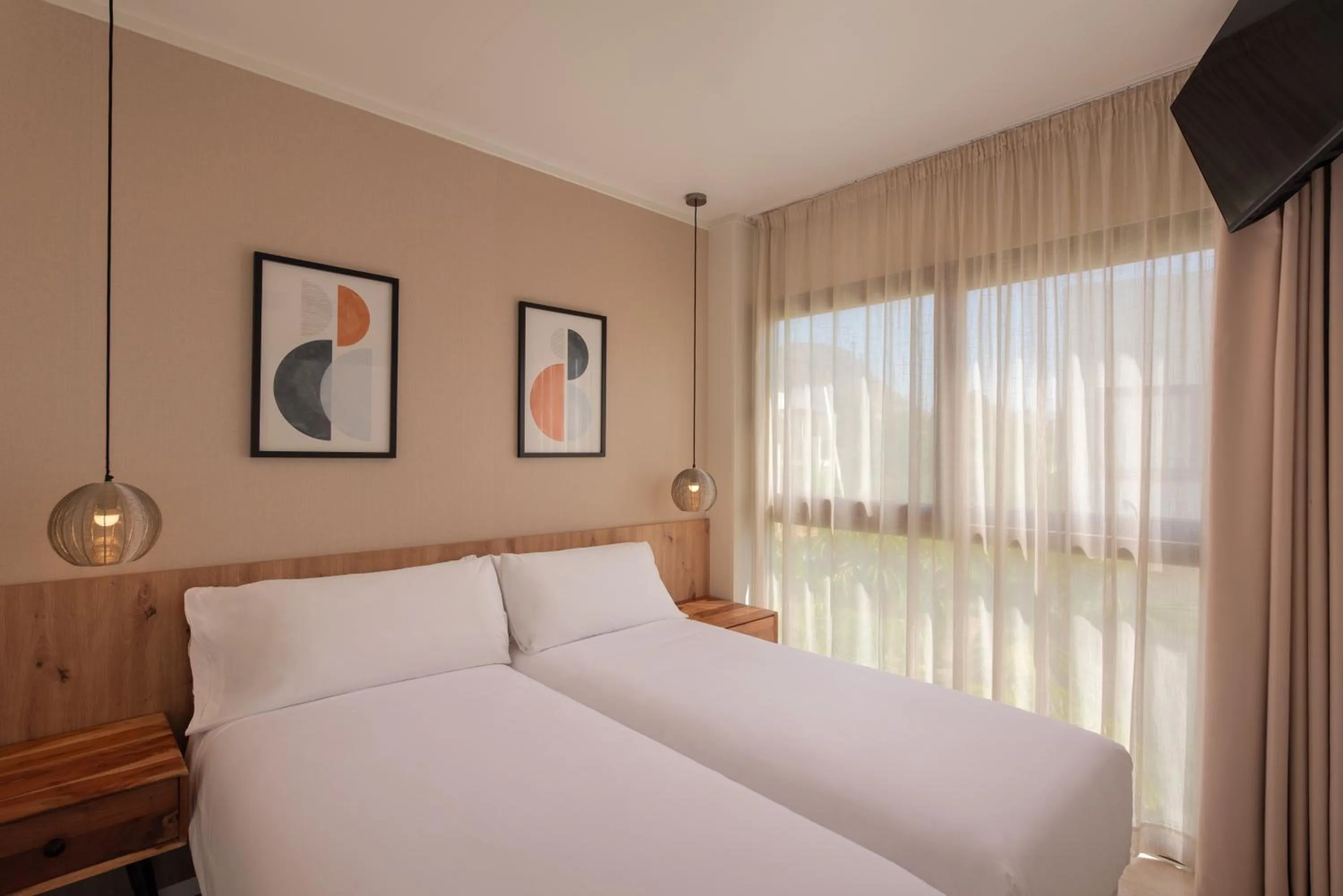 Bed in Four Points by Sheraton Costa Blanca Villas
