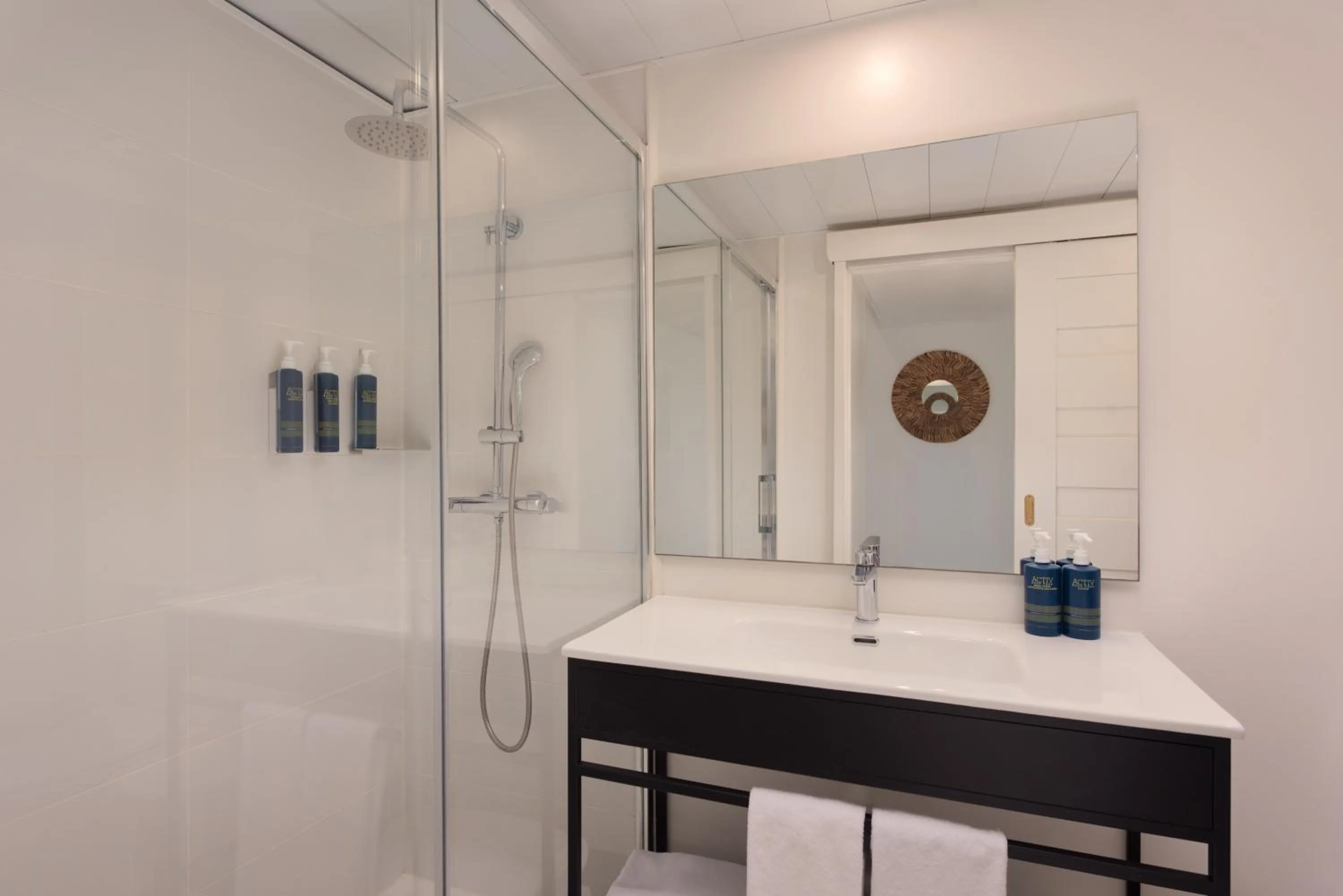Bathroom in Four Points by Sheraton Costa Blanca Villas