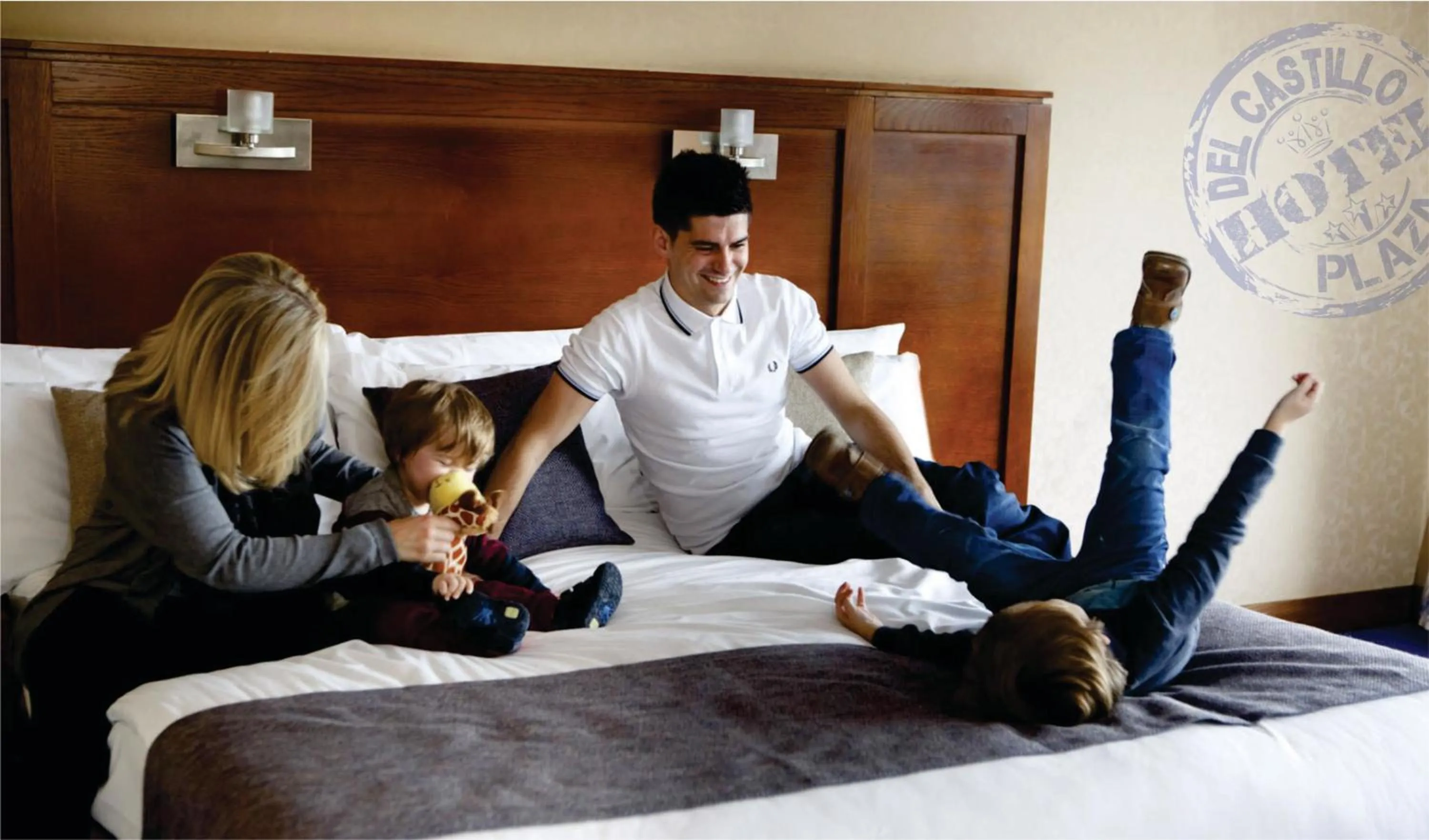 Staff, Bed in Del Castillo Plaza Hotel Pucallpa