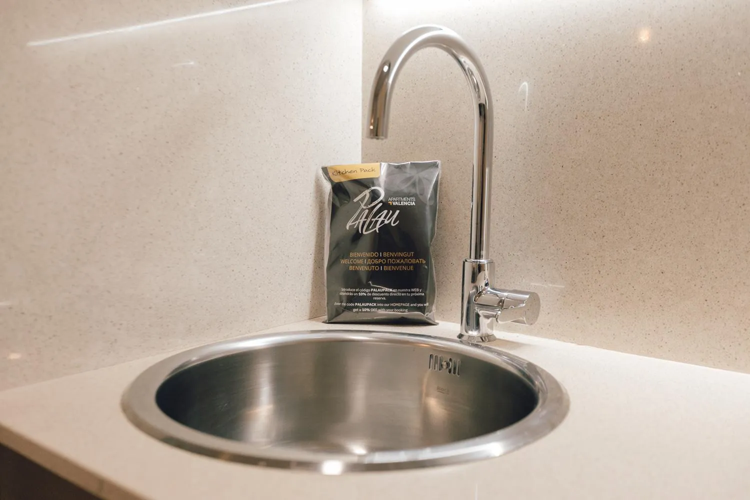 Palau Suites & Apartments