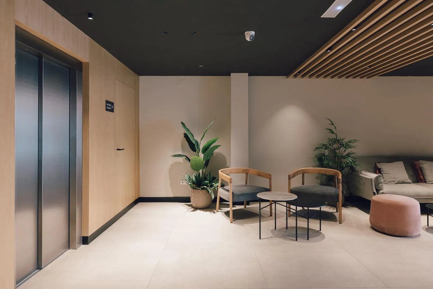 Palau Suites & Apartments