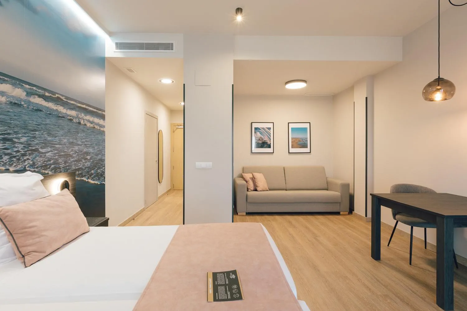 Bed in Palau Suites & Apartments