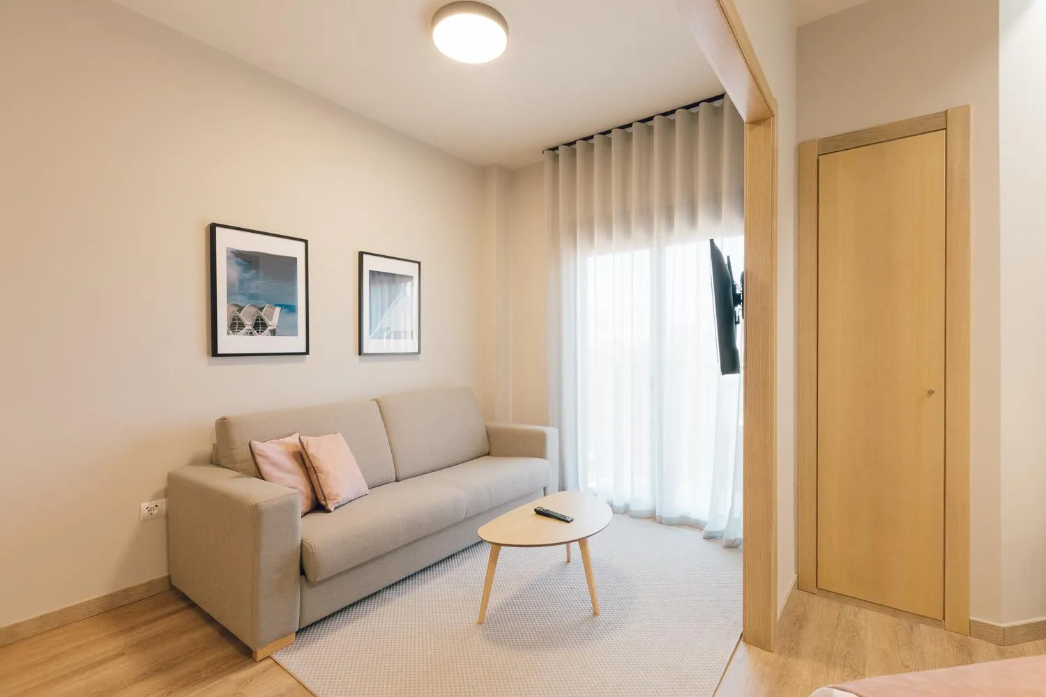 Palau Suites & Apartments