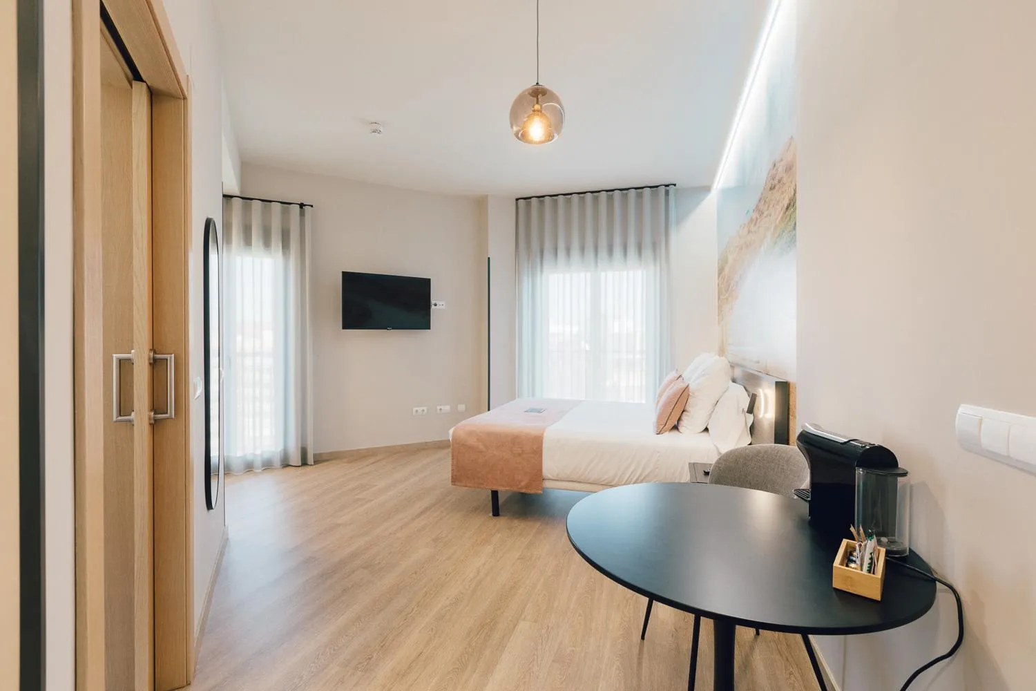 Palau Suites & Apartments