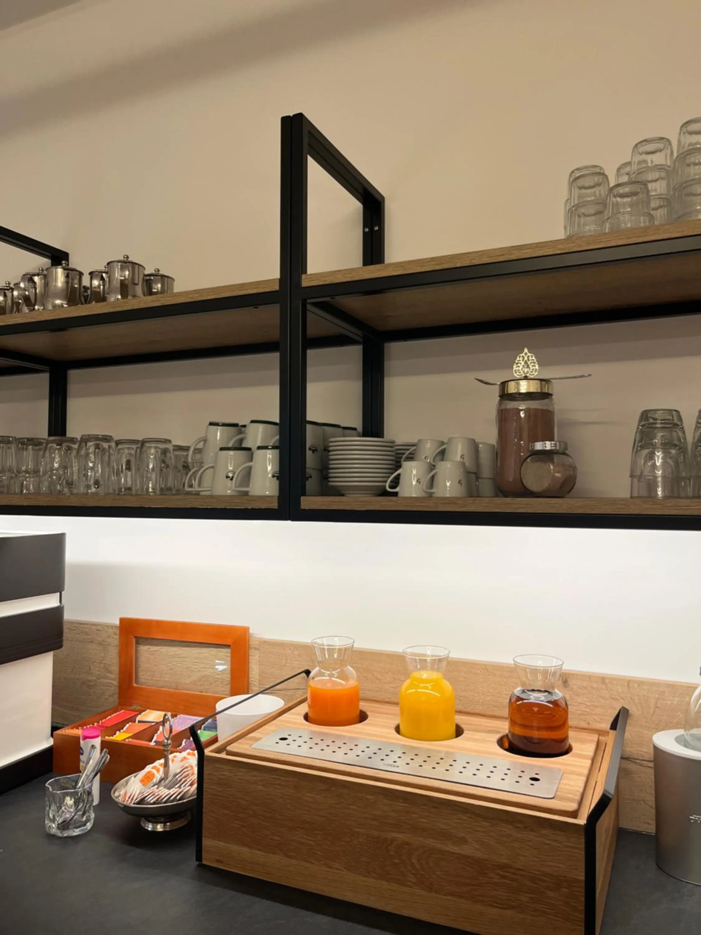 Breakfast in Hotel Kronprinz Garni