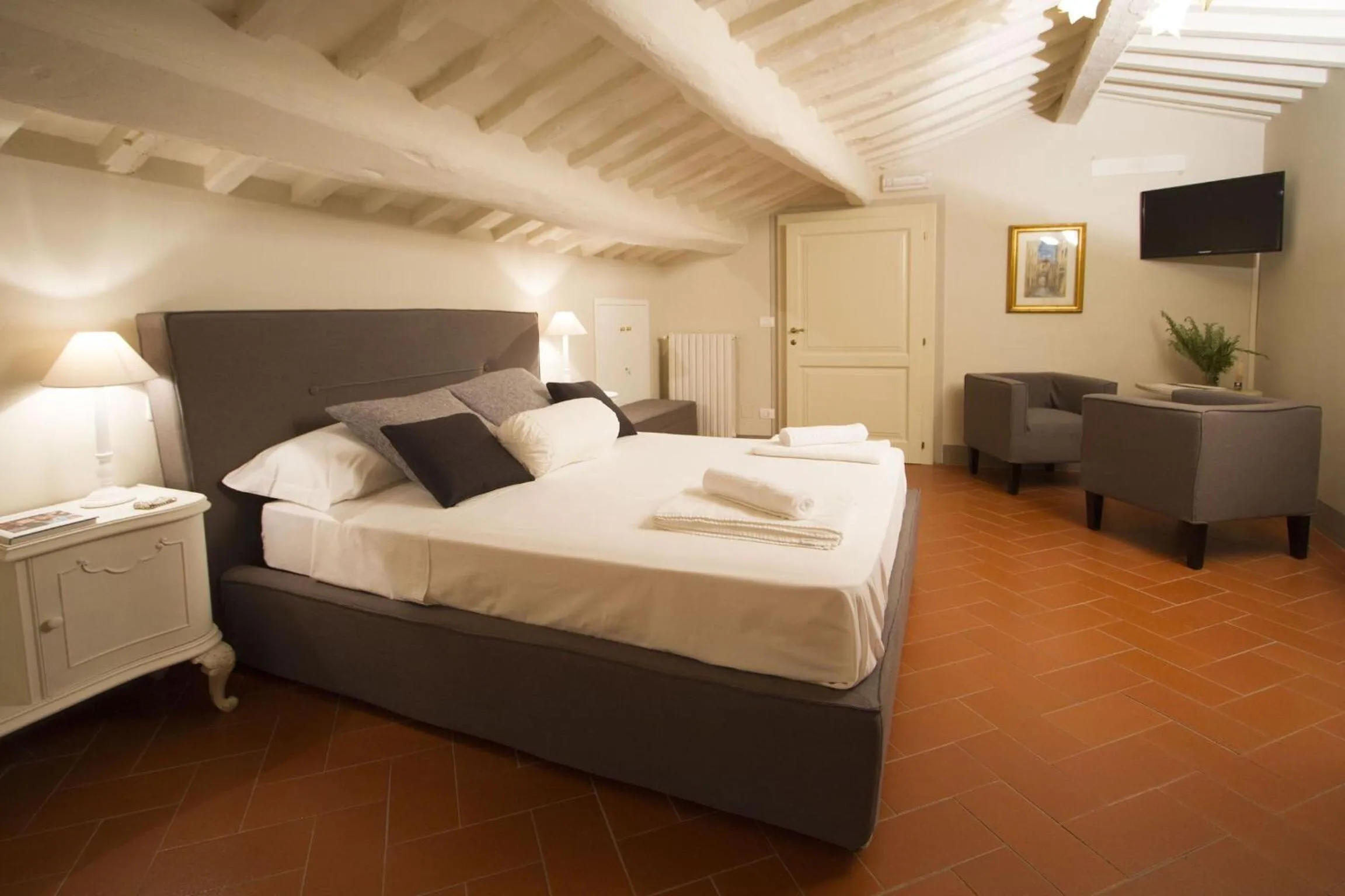 Bedroom in Cortona Suite