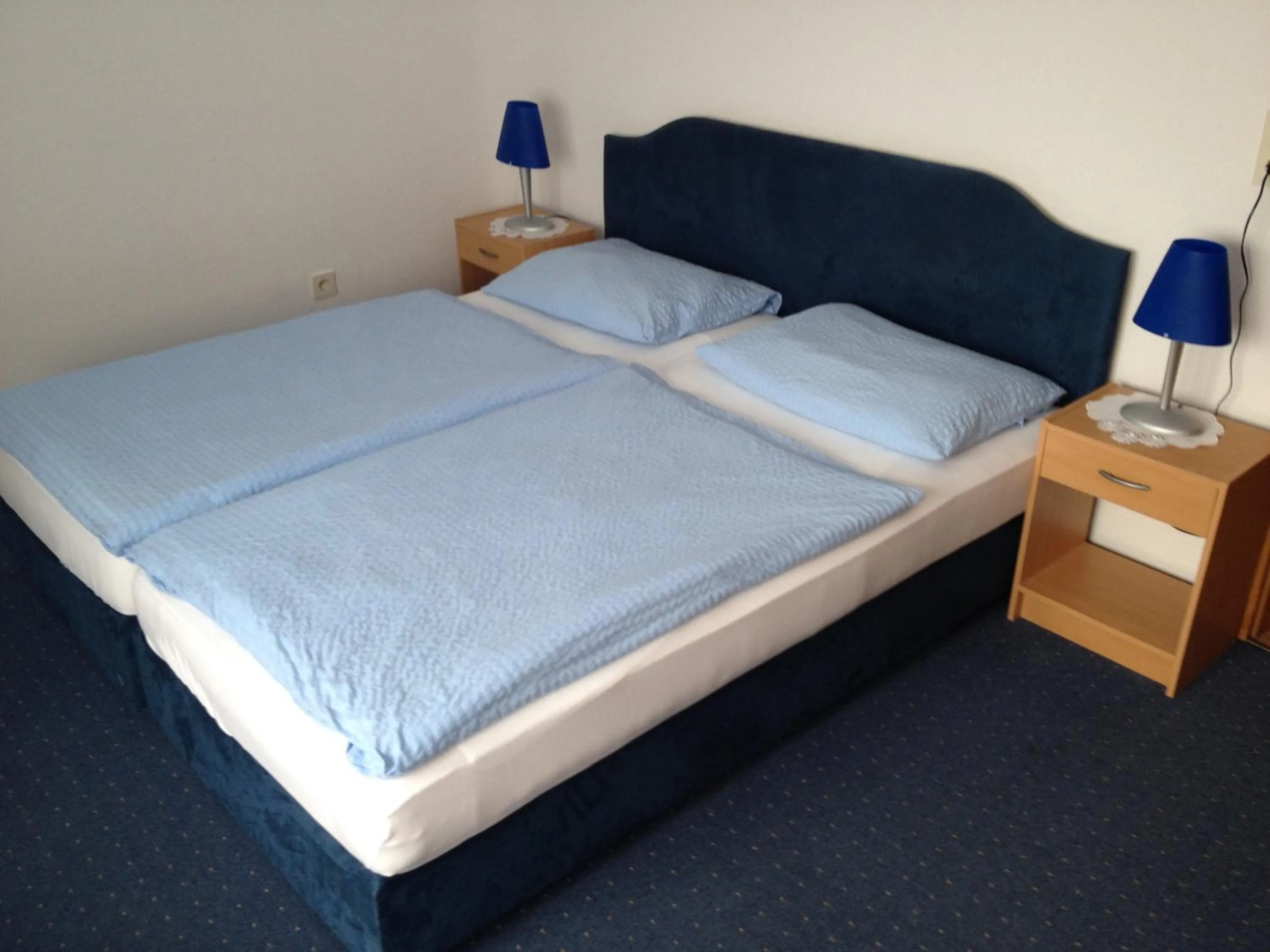 Bed in Hotel Elsenztal