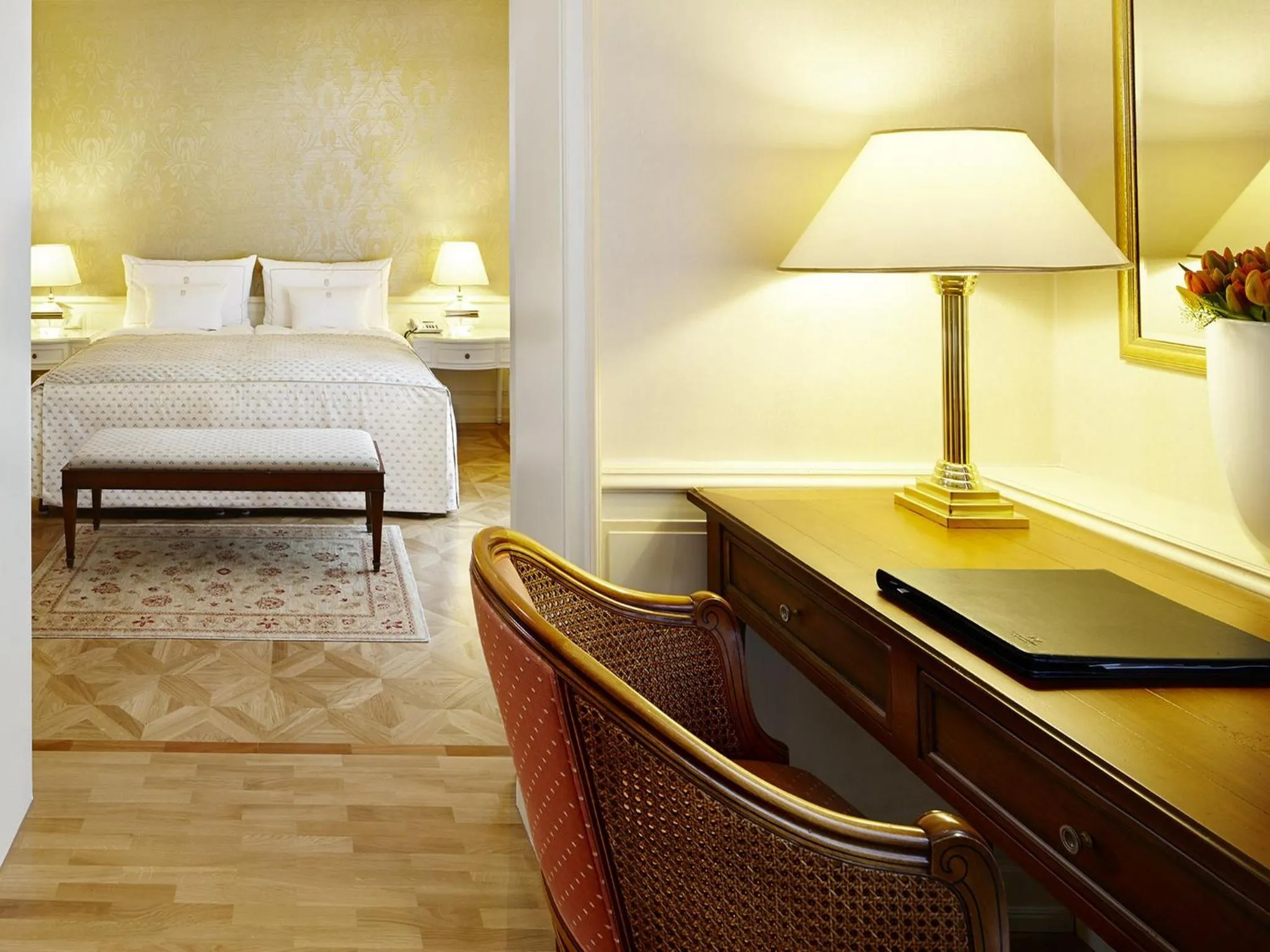 Photo of the whole room, Bed in Colombi Hotel