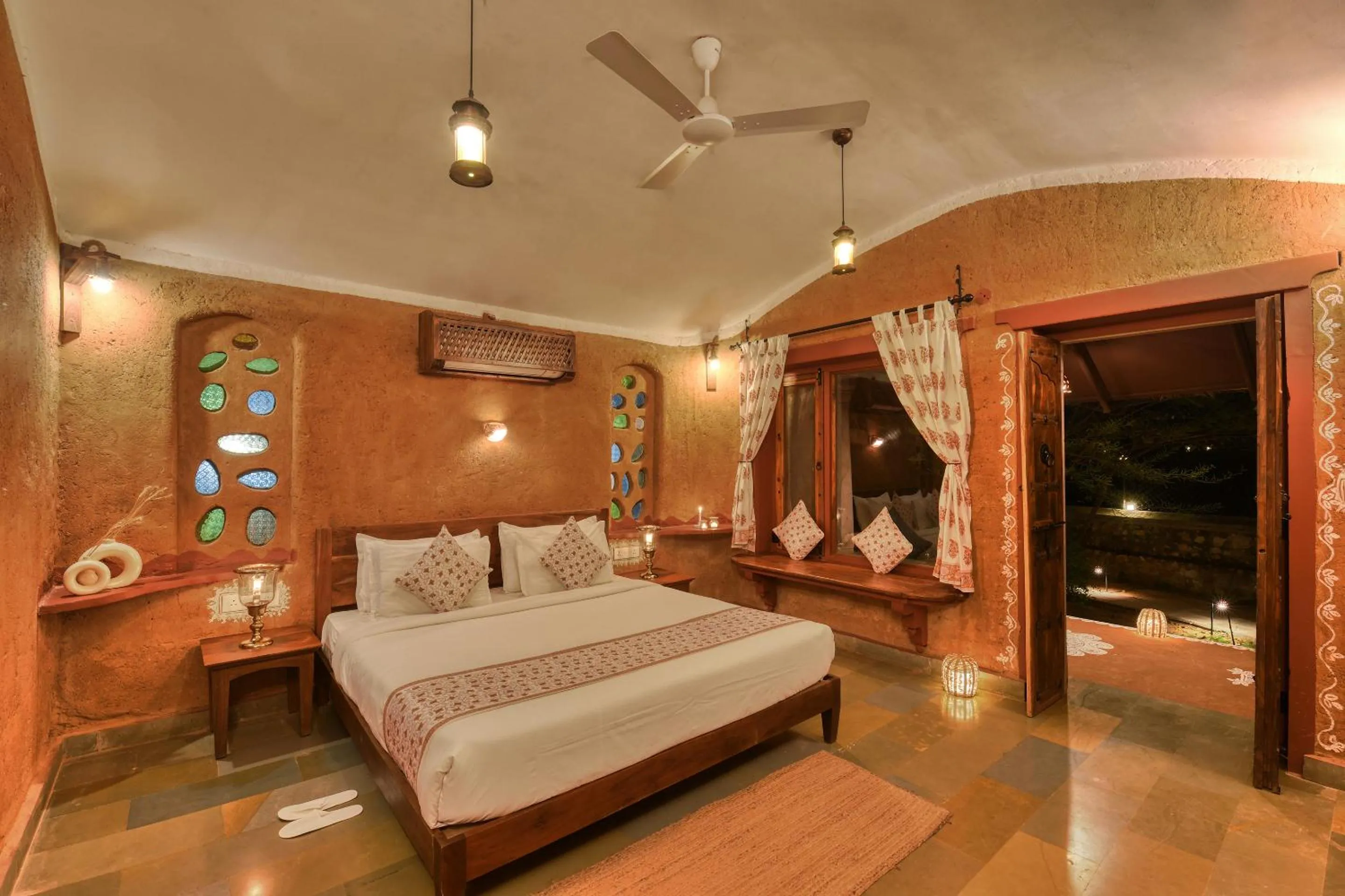 Bedroom, Bed in The Earth at Ranthambore