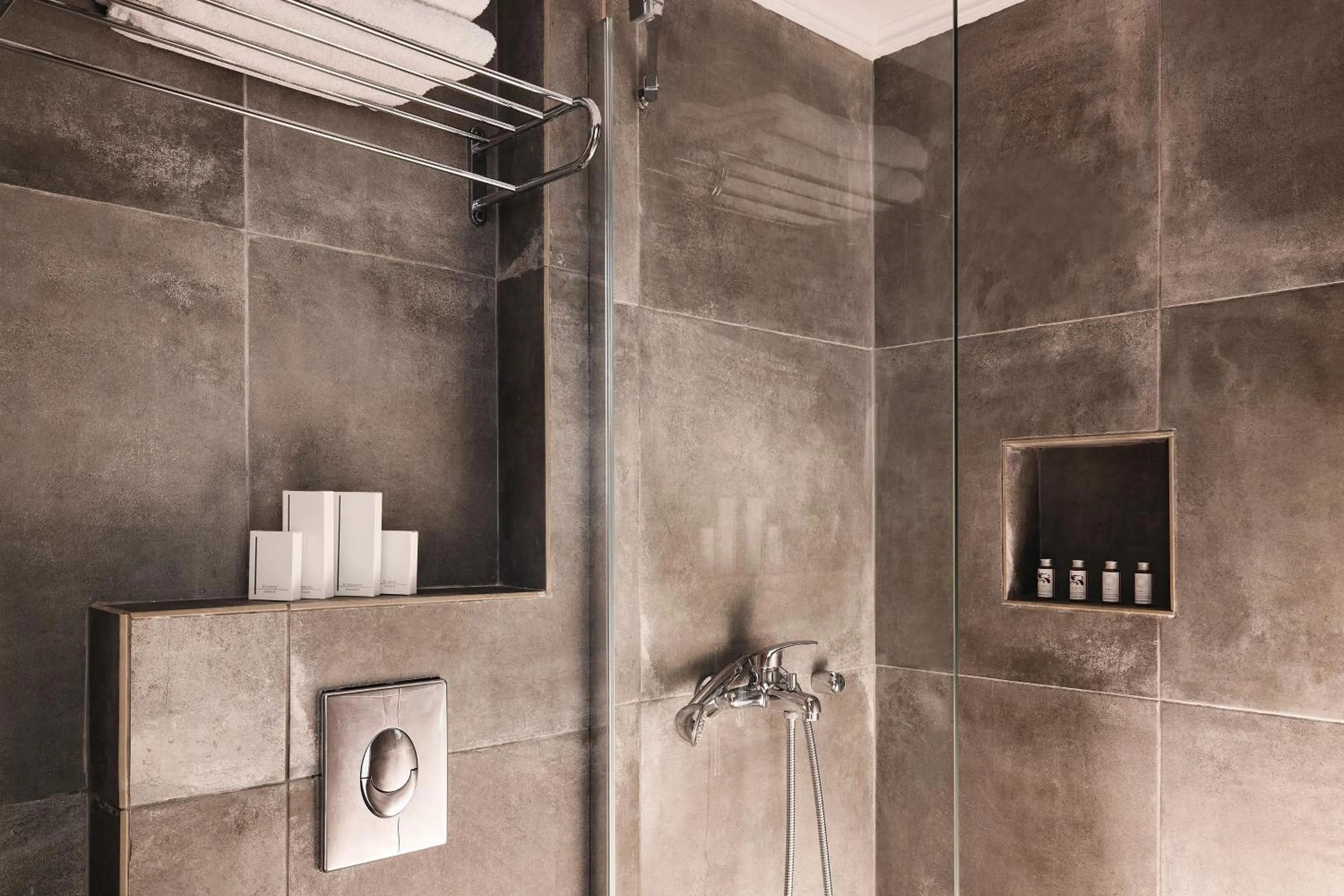 Bathroom in Capetan Giorgantas