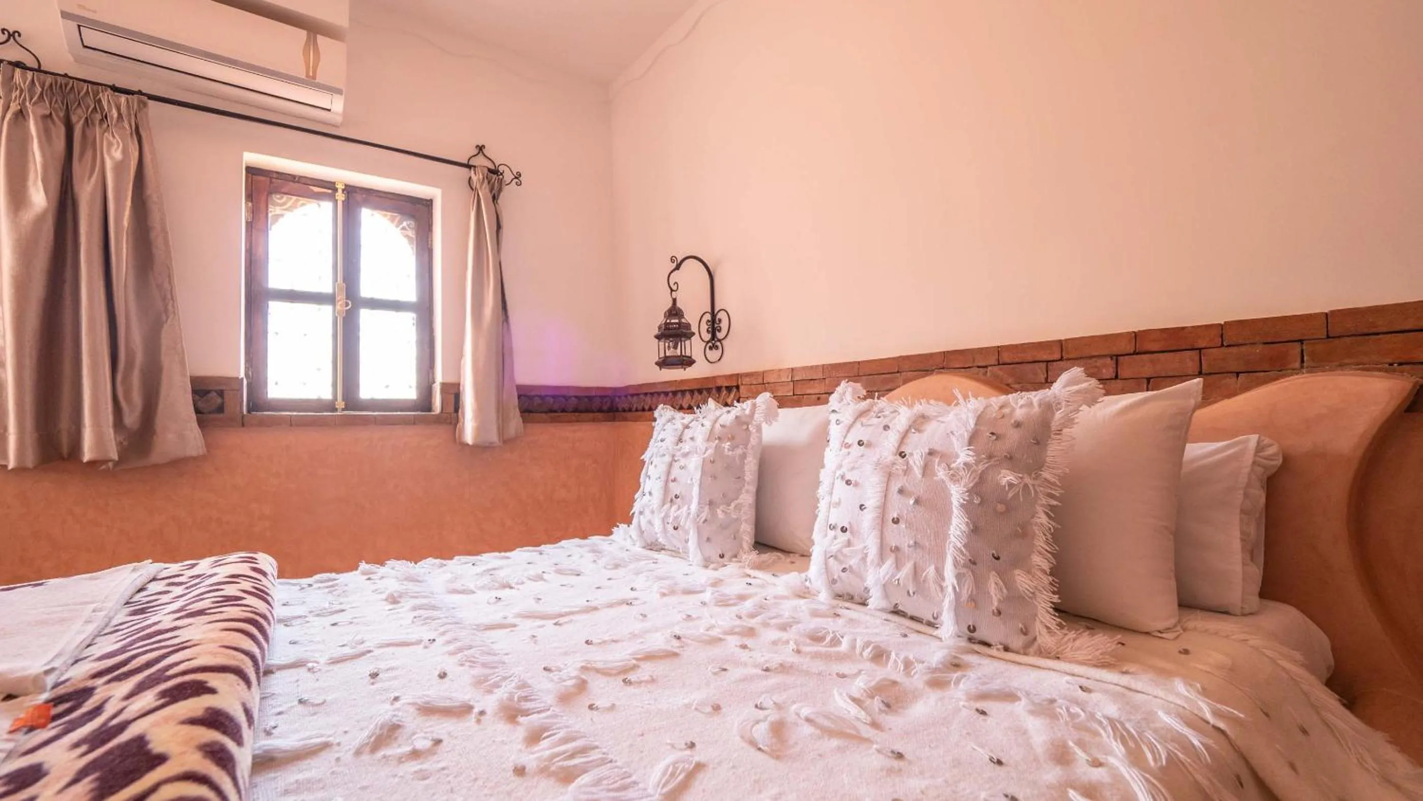 Property building, Bed in Riad Rihana Dades