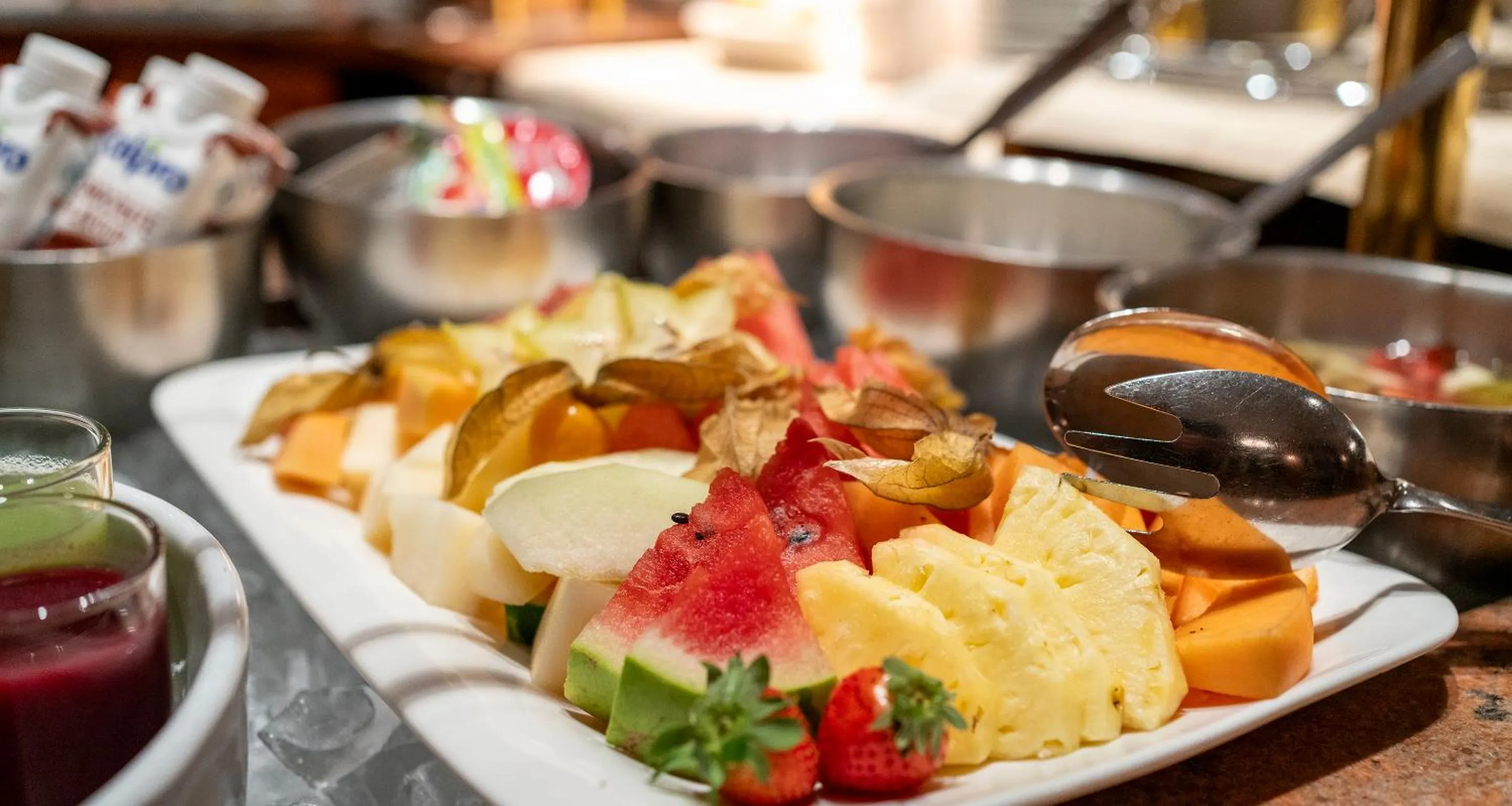 Breakfast in AMBER HOTEL Chemnitz Park