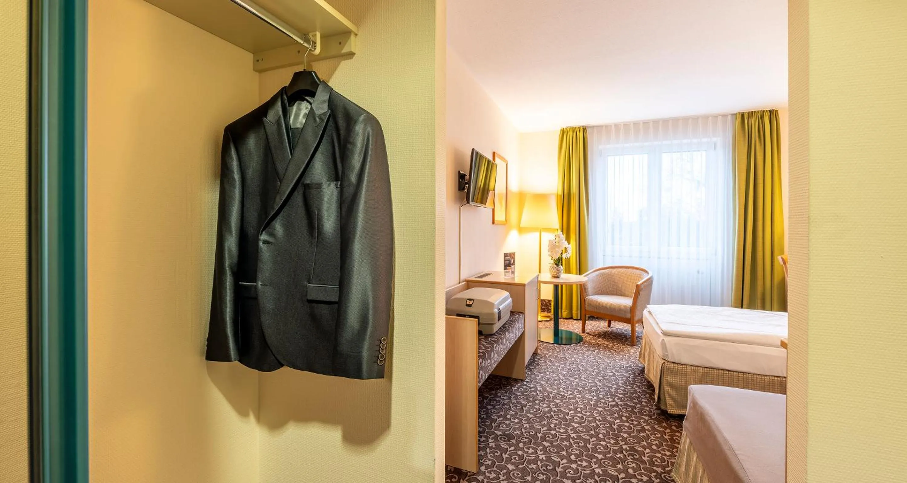 Photo of the whole room, Bed in AMBER HOTEL Chemnitz Park