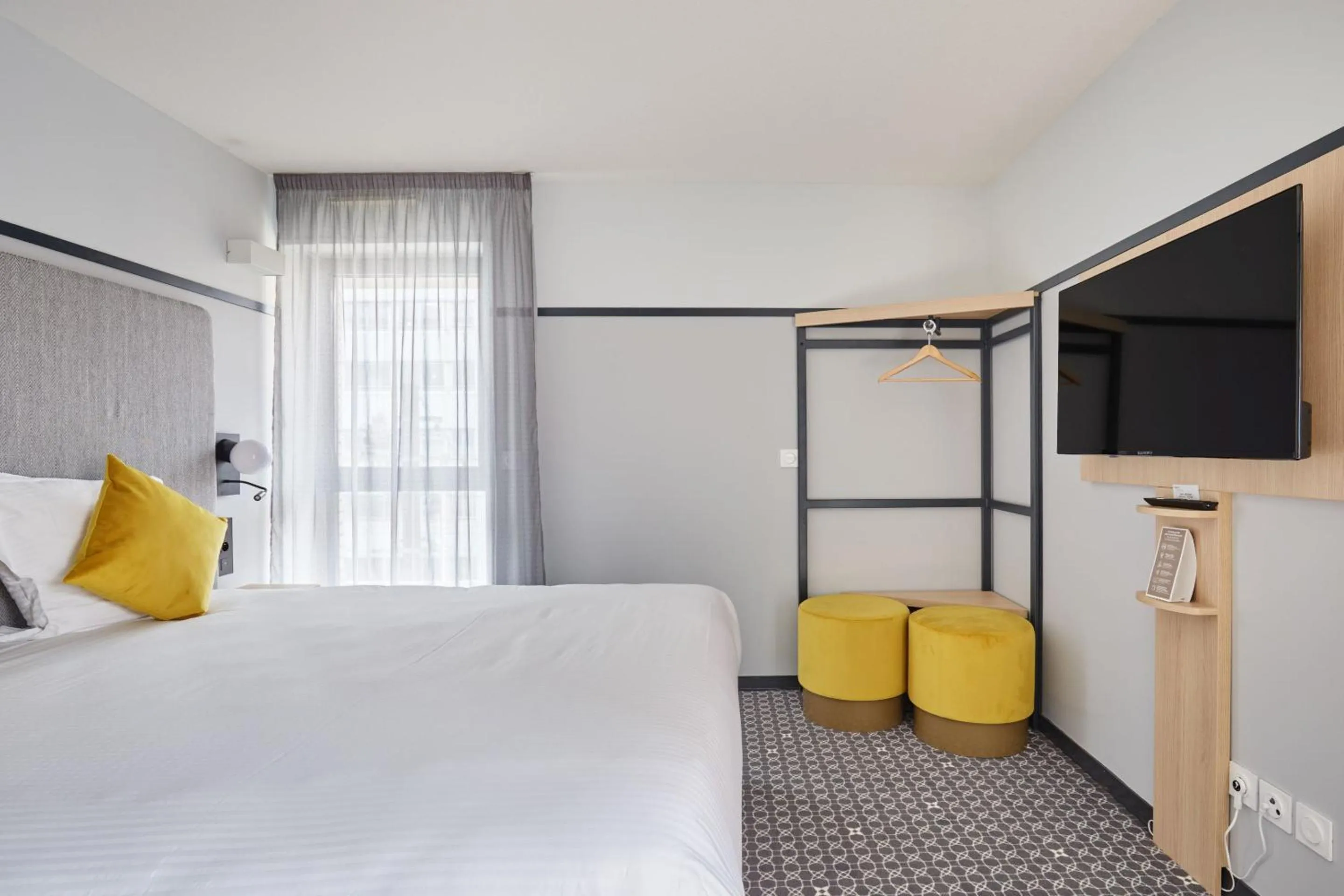 Bed in Appart'hôtel Odalys City - Lyon Centre Confluence