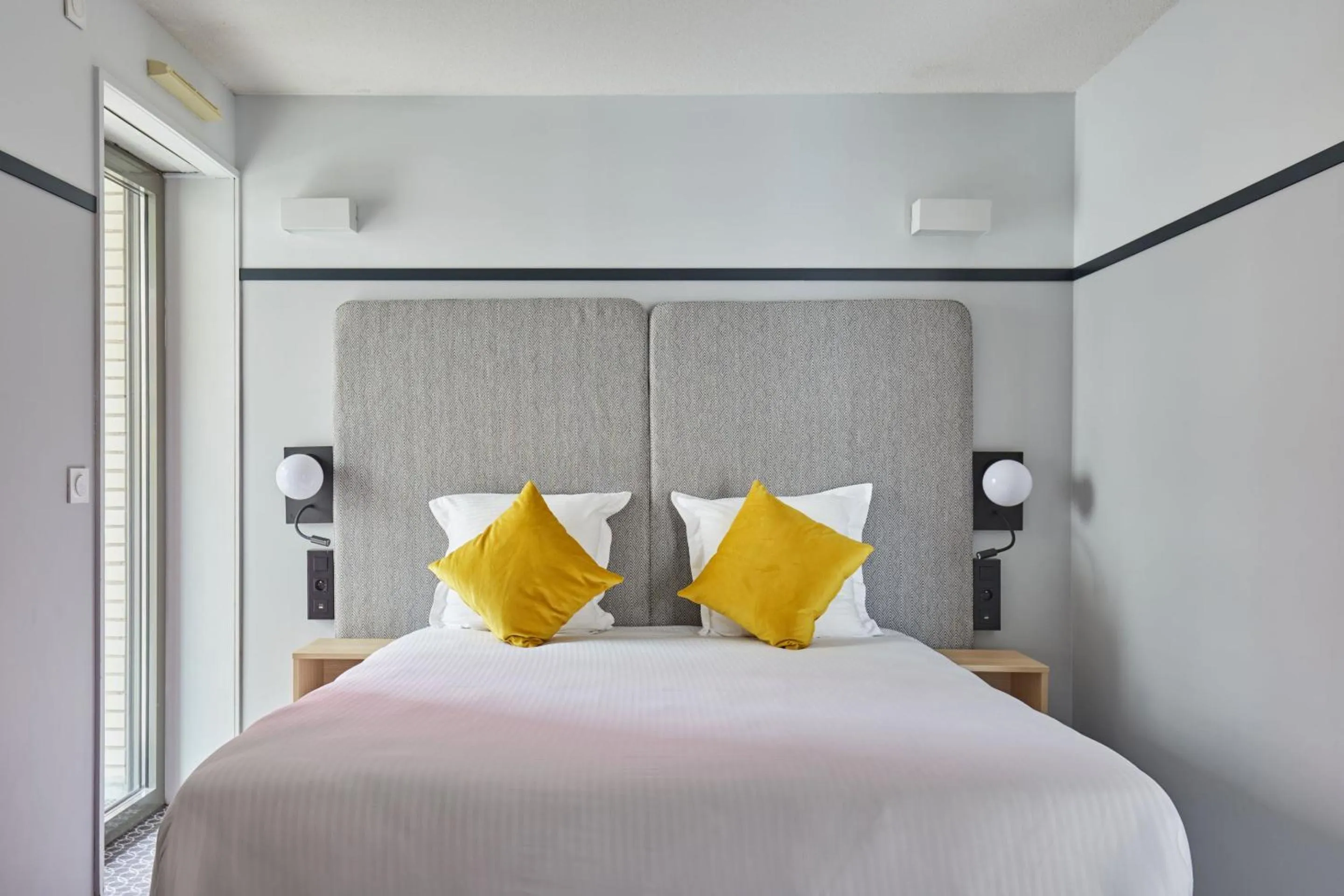 Bed in Appart'hôtel Odalys City - Lyon Centre Confluence