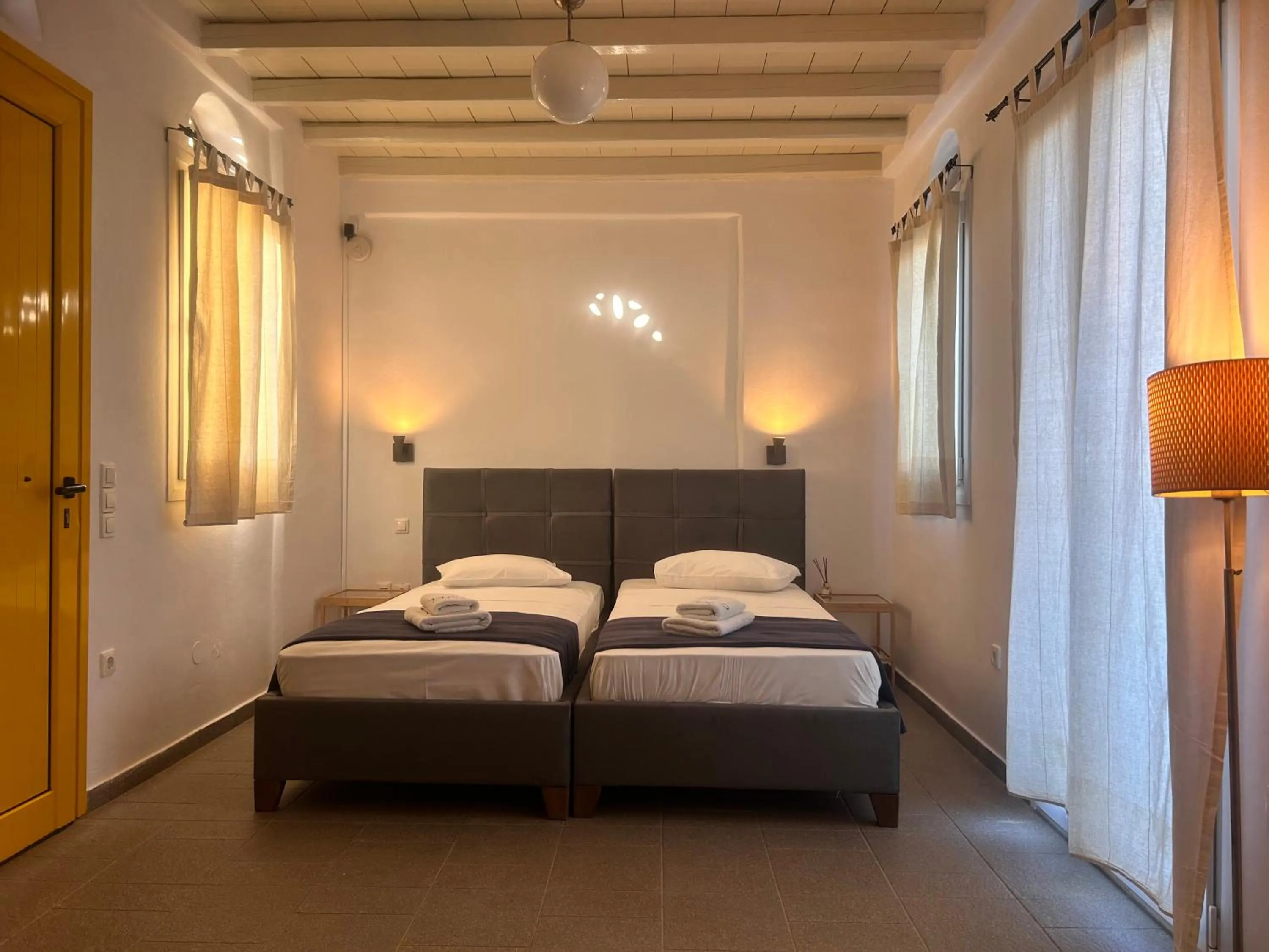 Bed in Glafki Stay Flow Glow