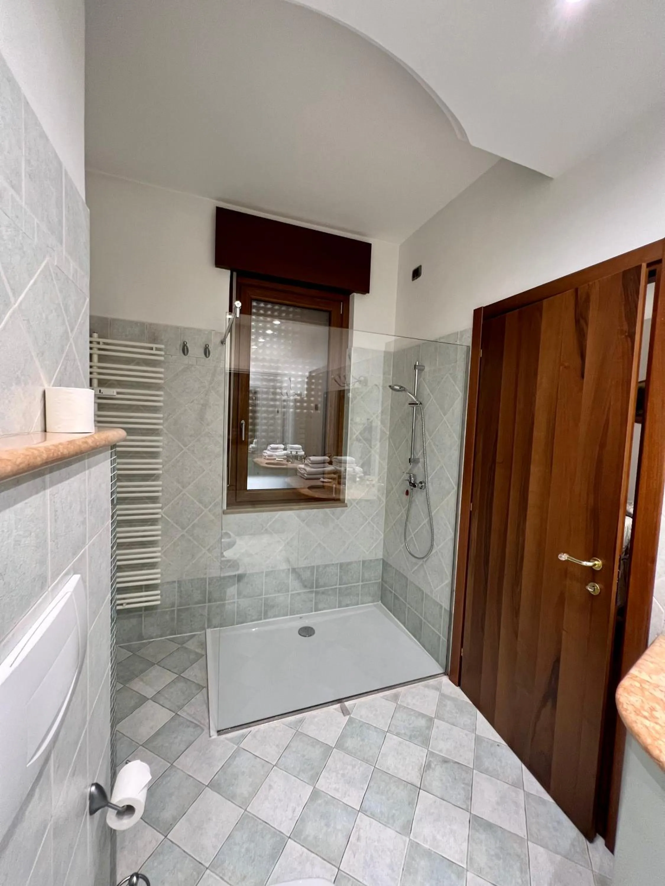 Shower in 10 Minutes B&B Bed & Breakfast