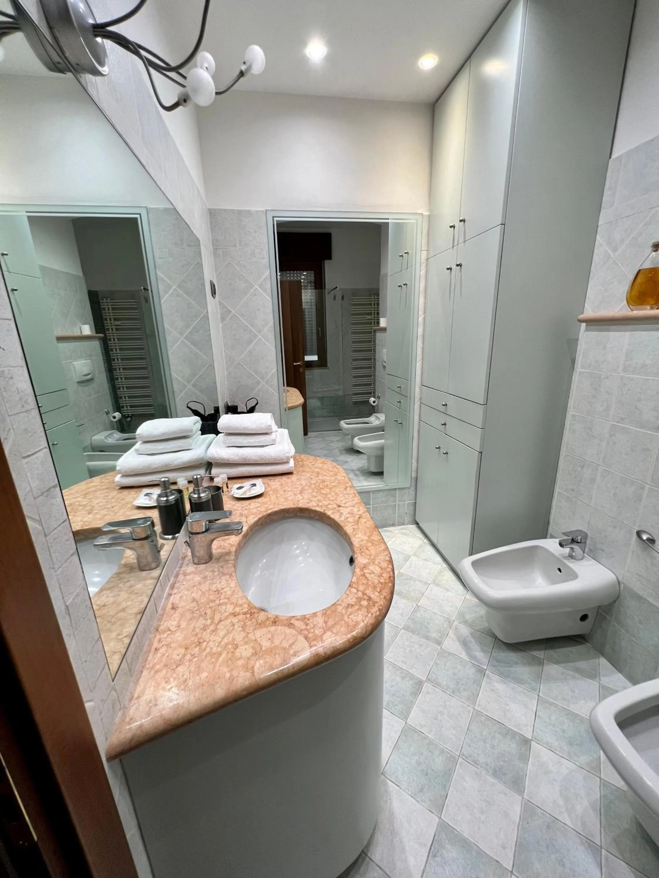 Shower in 10 Minutes B&B Bed & Breakfast