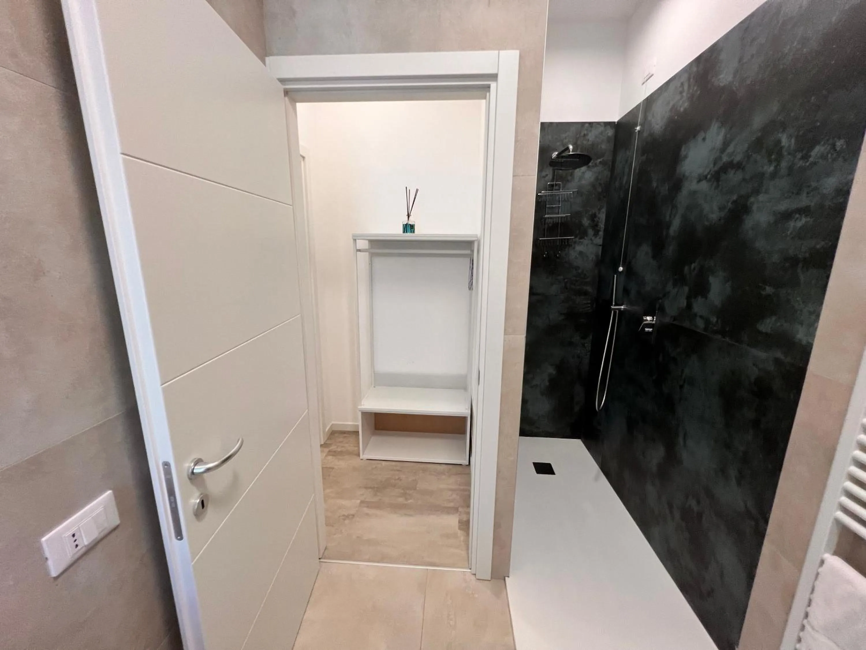 Shower in 10 Minutes B&B Bed & Breakfast