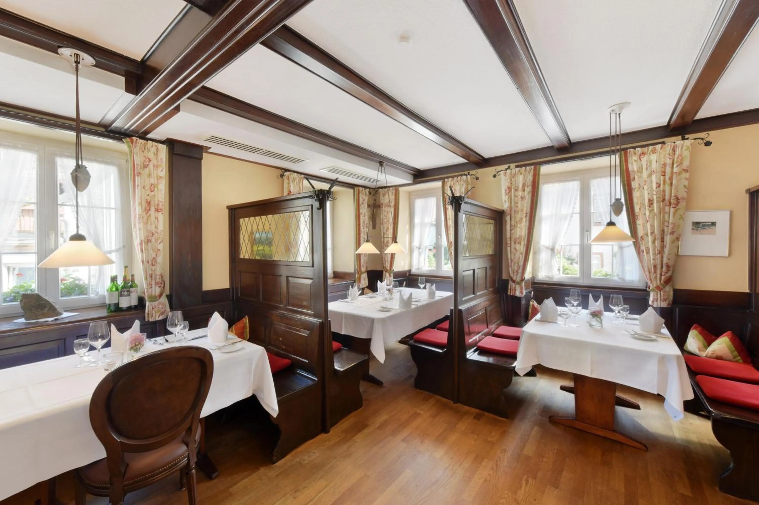 Restaurant/places to eat in Hotel Hirschen in Freiburg-Lehen