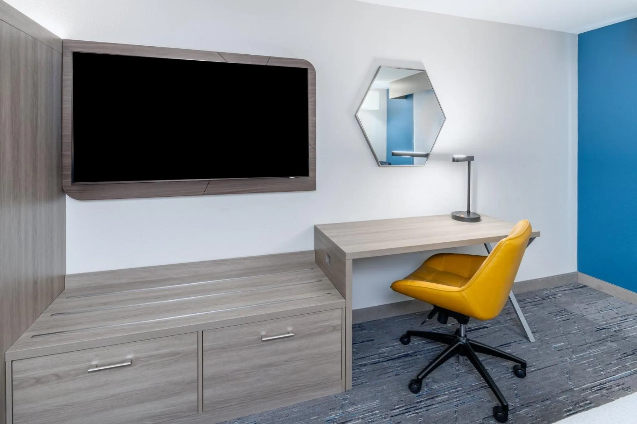 Photo of the whole room in Holiday Inn Express - Colorado Springs - First & Main by IHG