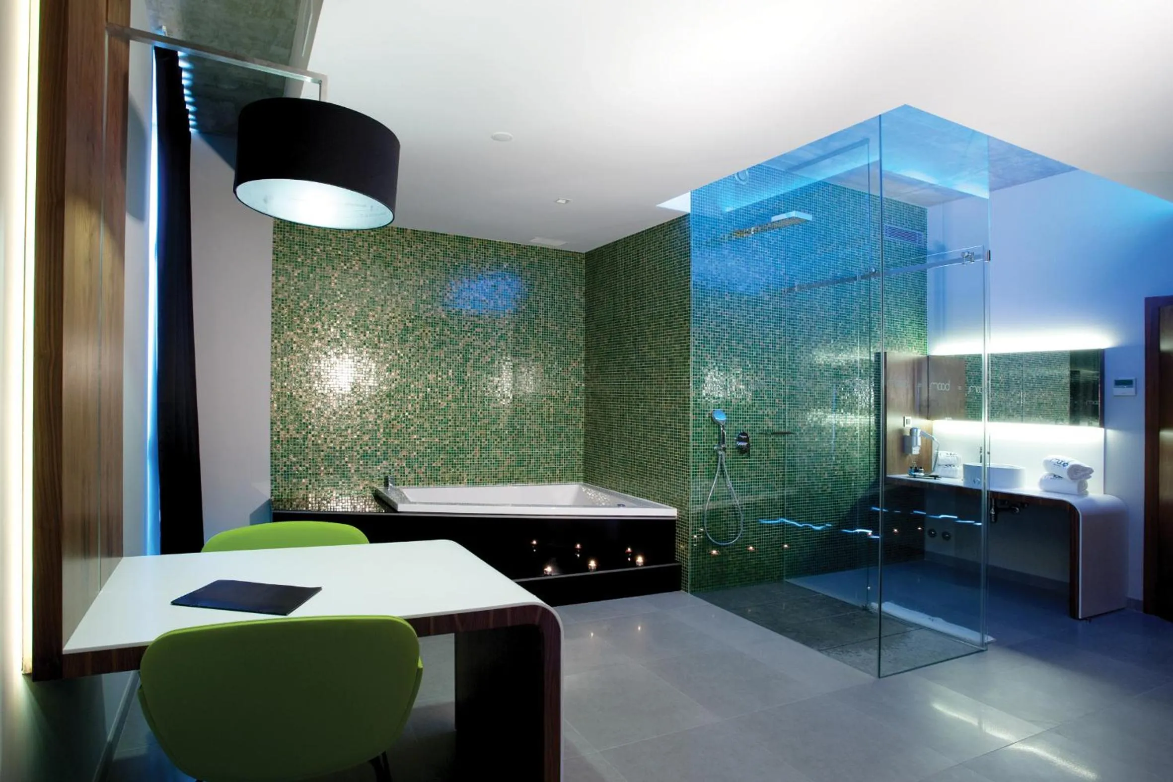 Bathroom in Mood - Private Suites
