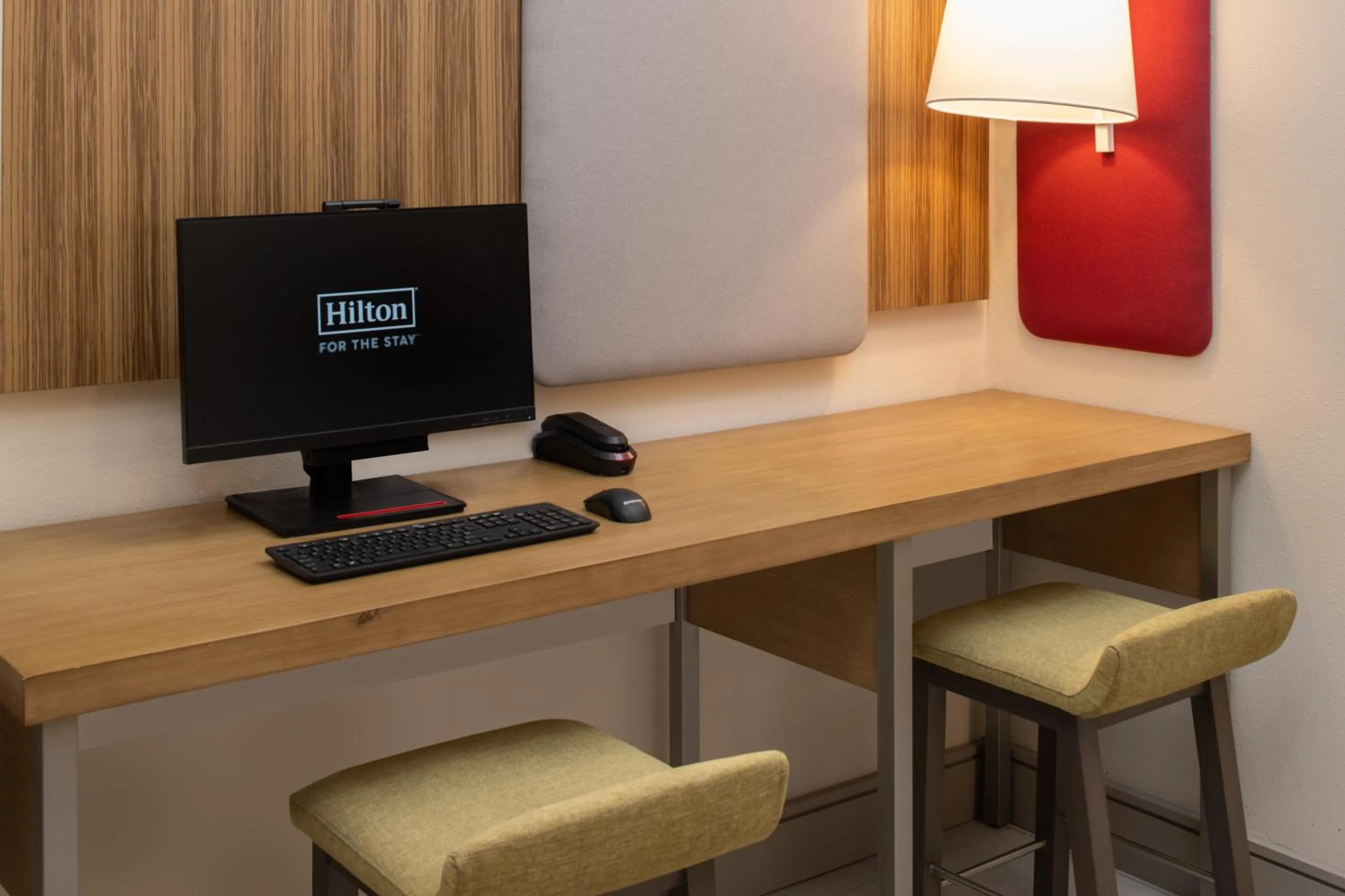 Business facilities in Hilton Garden Inn Tacoma Downtown