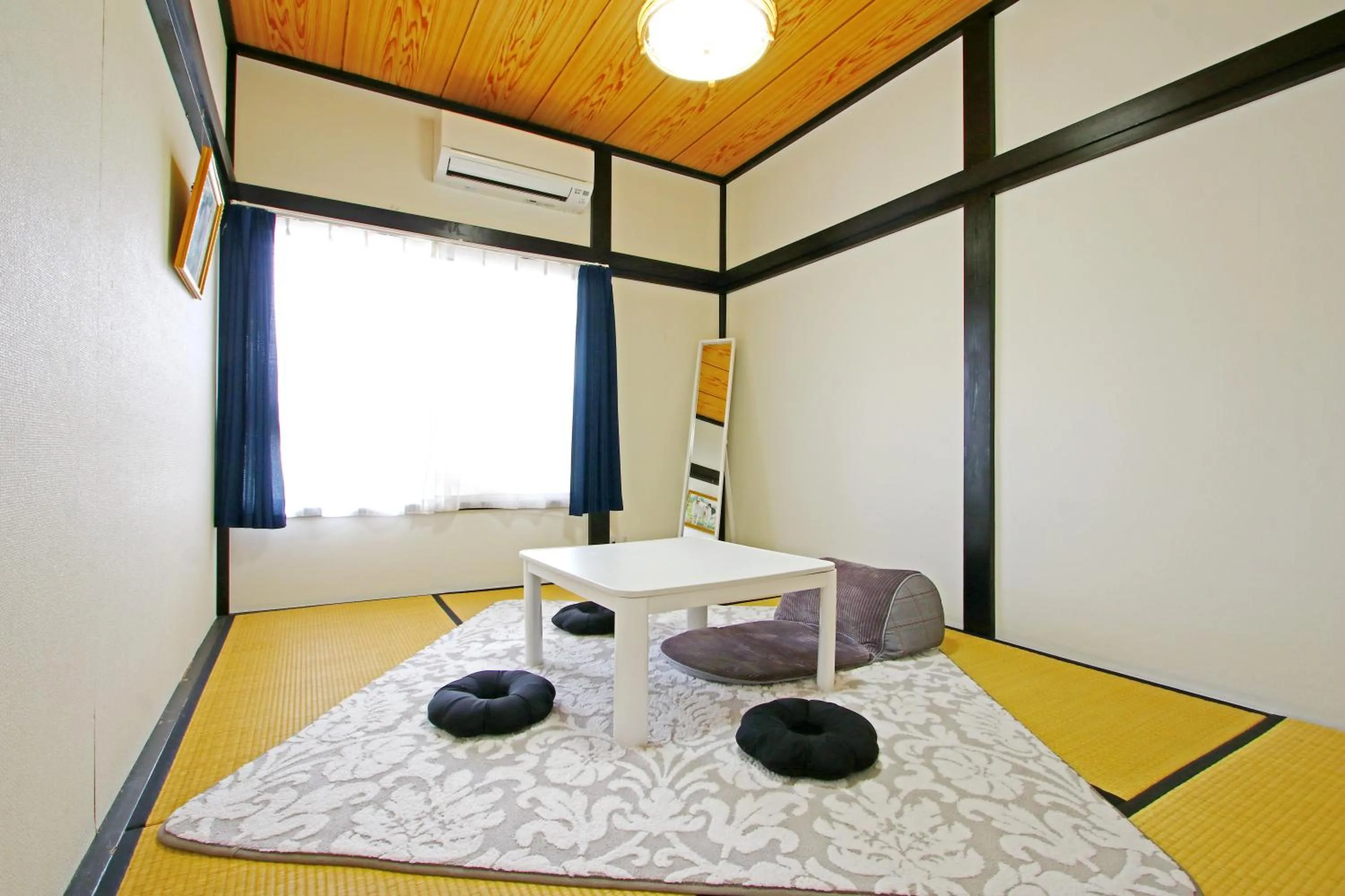 Photo of the whole room in Oasis Wadaura