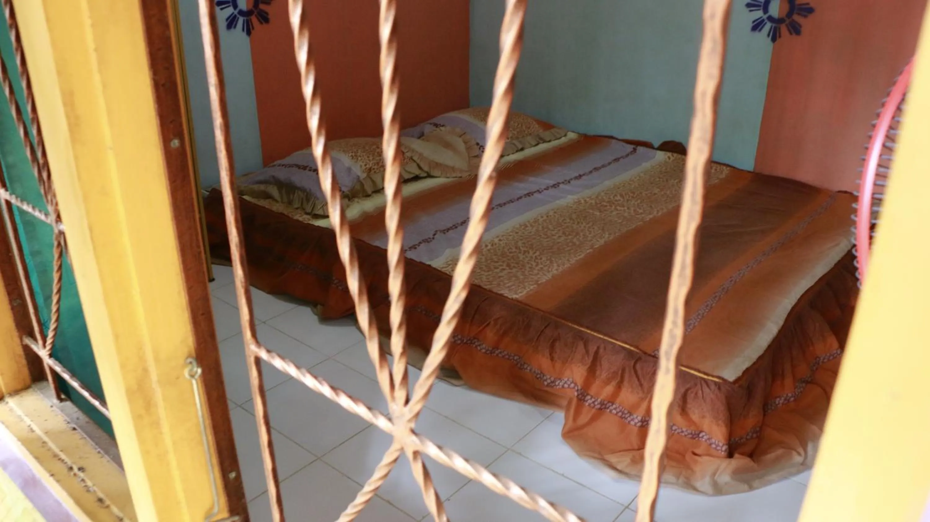 Bedroom, Bed in Homestay ENDRO