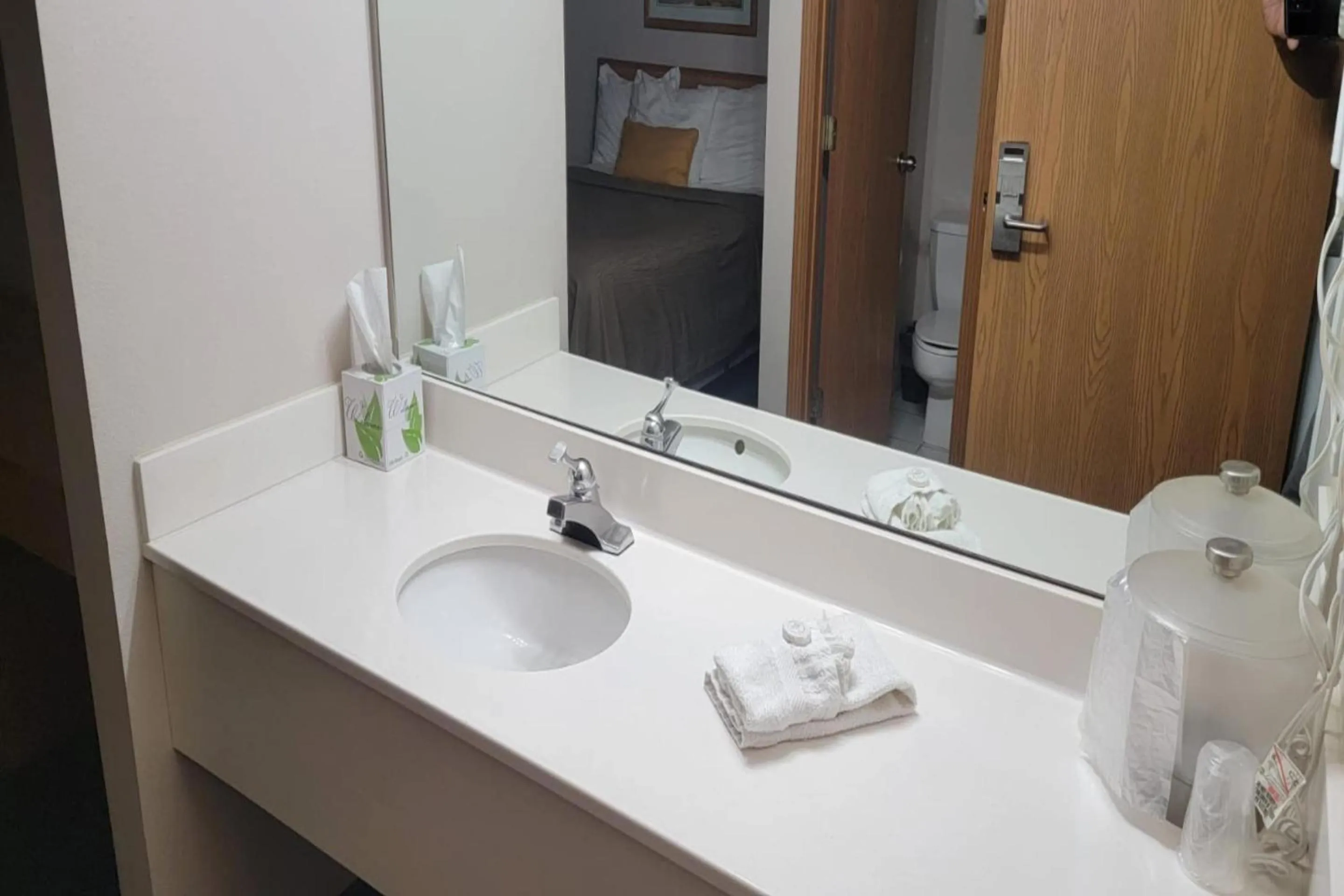 Bathroom in HomeTown Inn By OYO Texhoma, OK