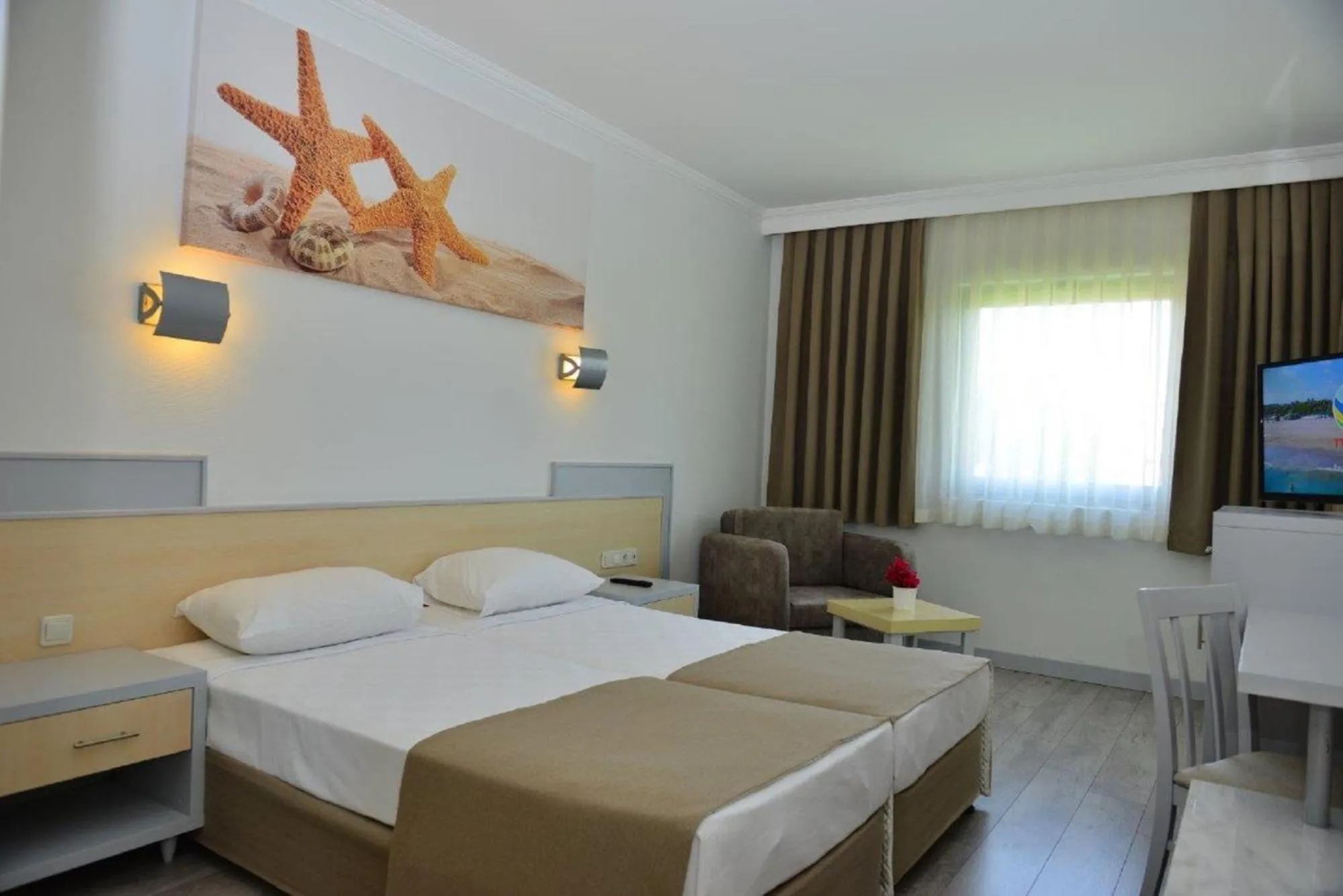 Photo of the whole room, Bed in AQI Pegasos World