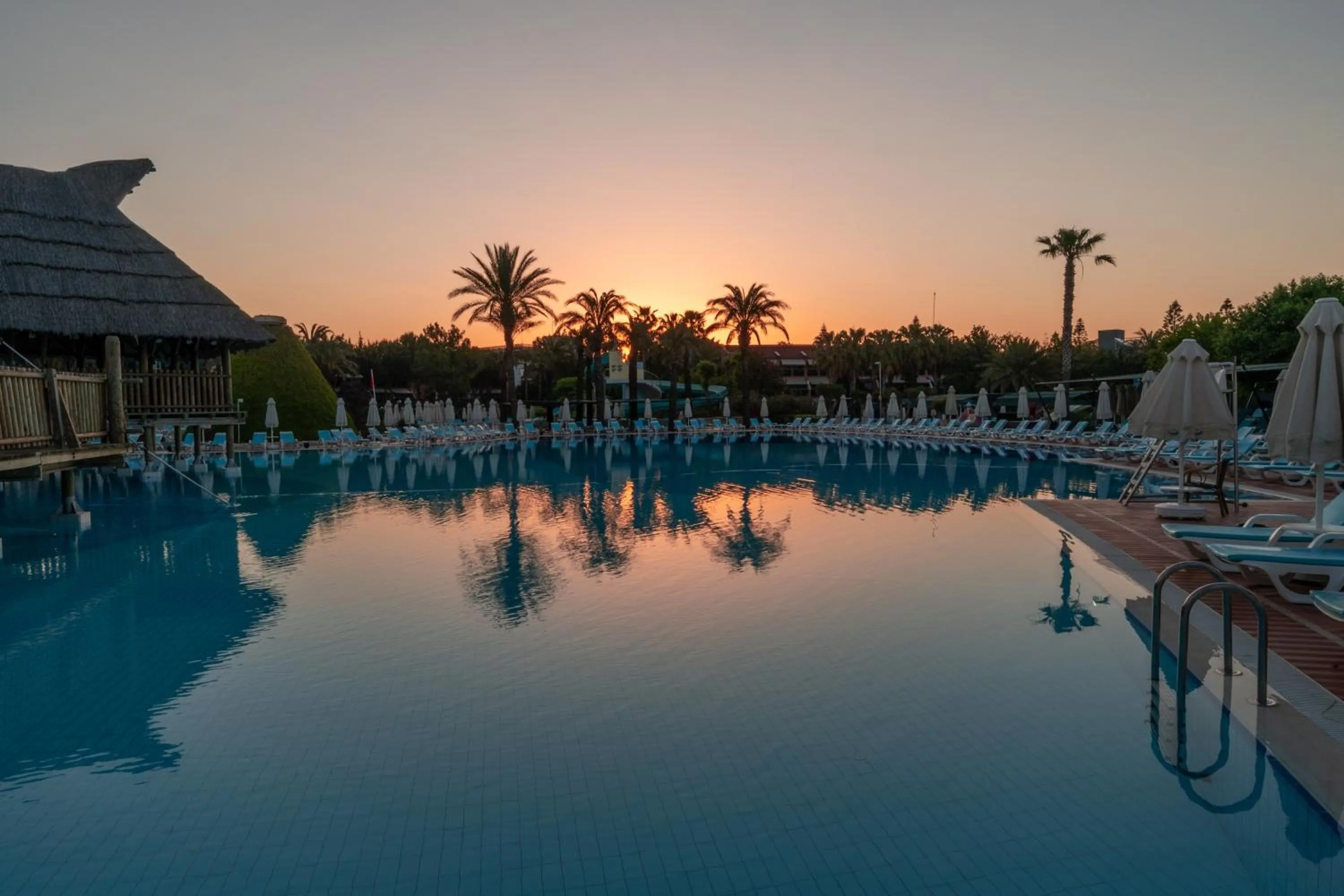 Swimming pool in AQI Pegasos World