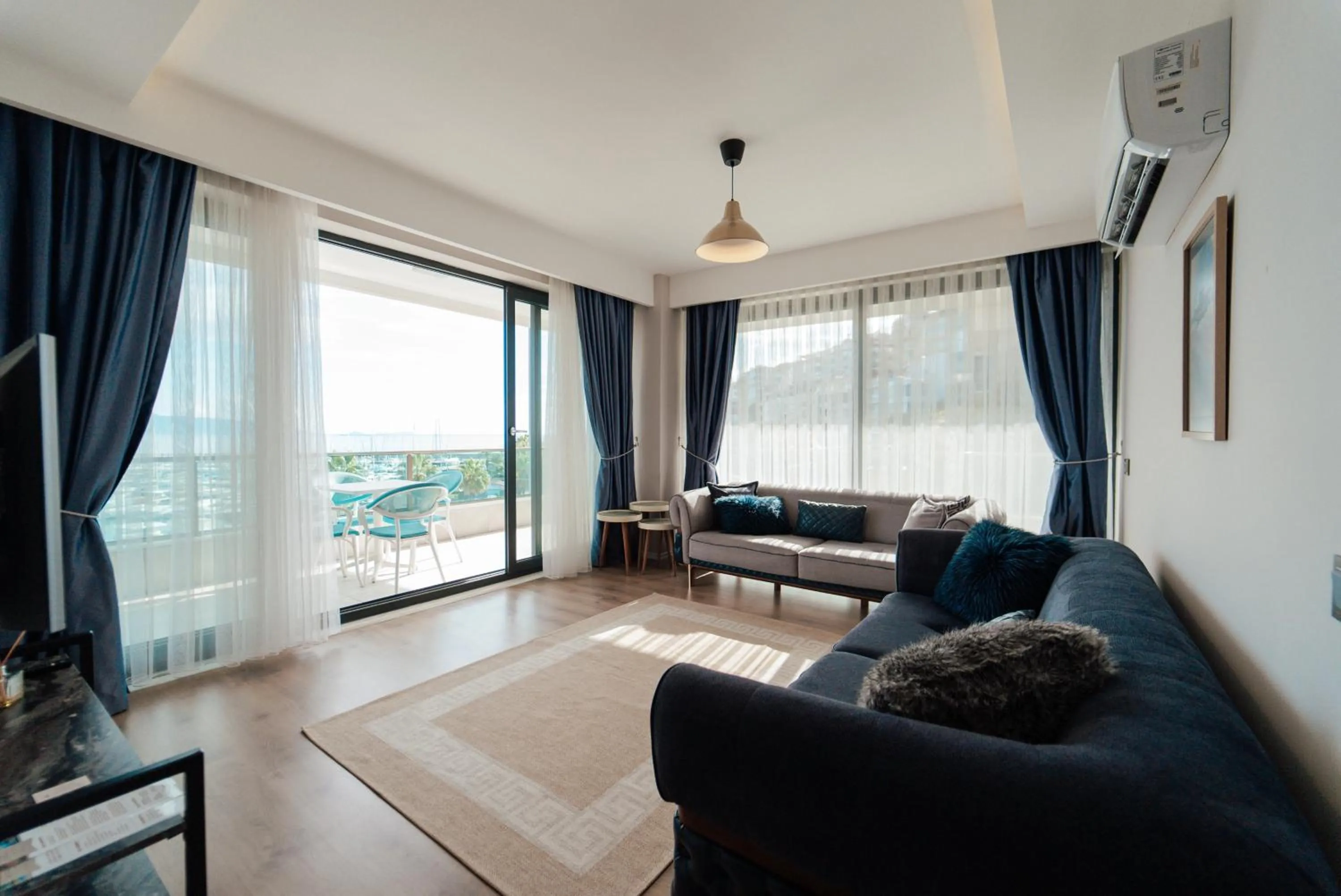 Seating area in Fortunella Suites