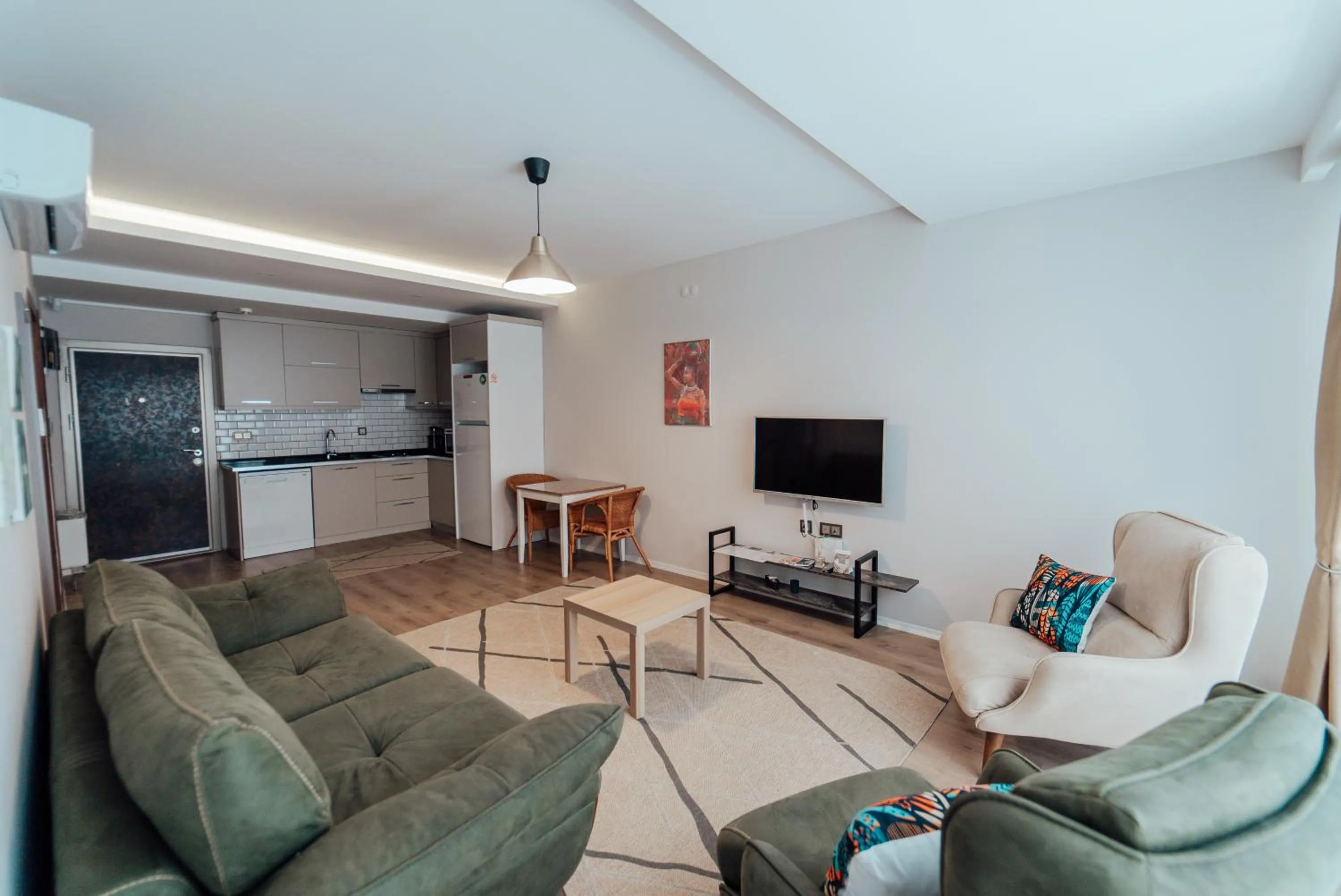 Photo of the whole room in Fortunella Suites