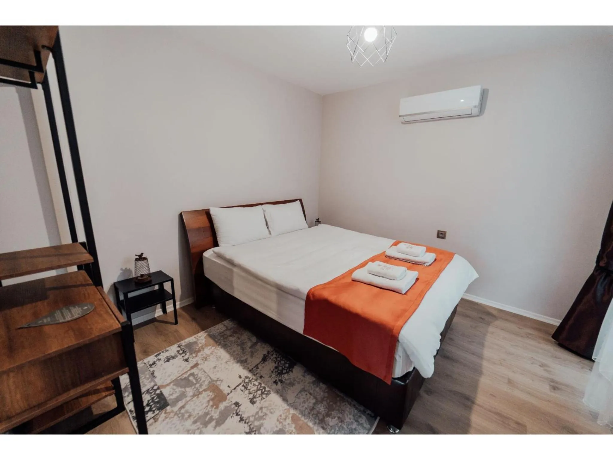 Bedroom, Bed in Fortunella Suites