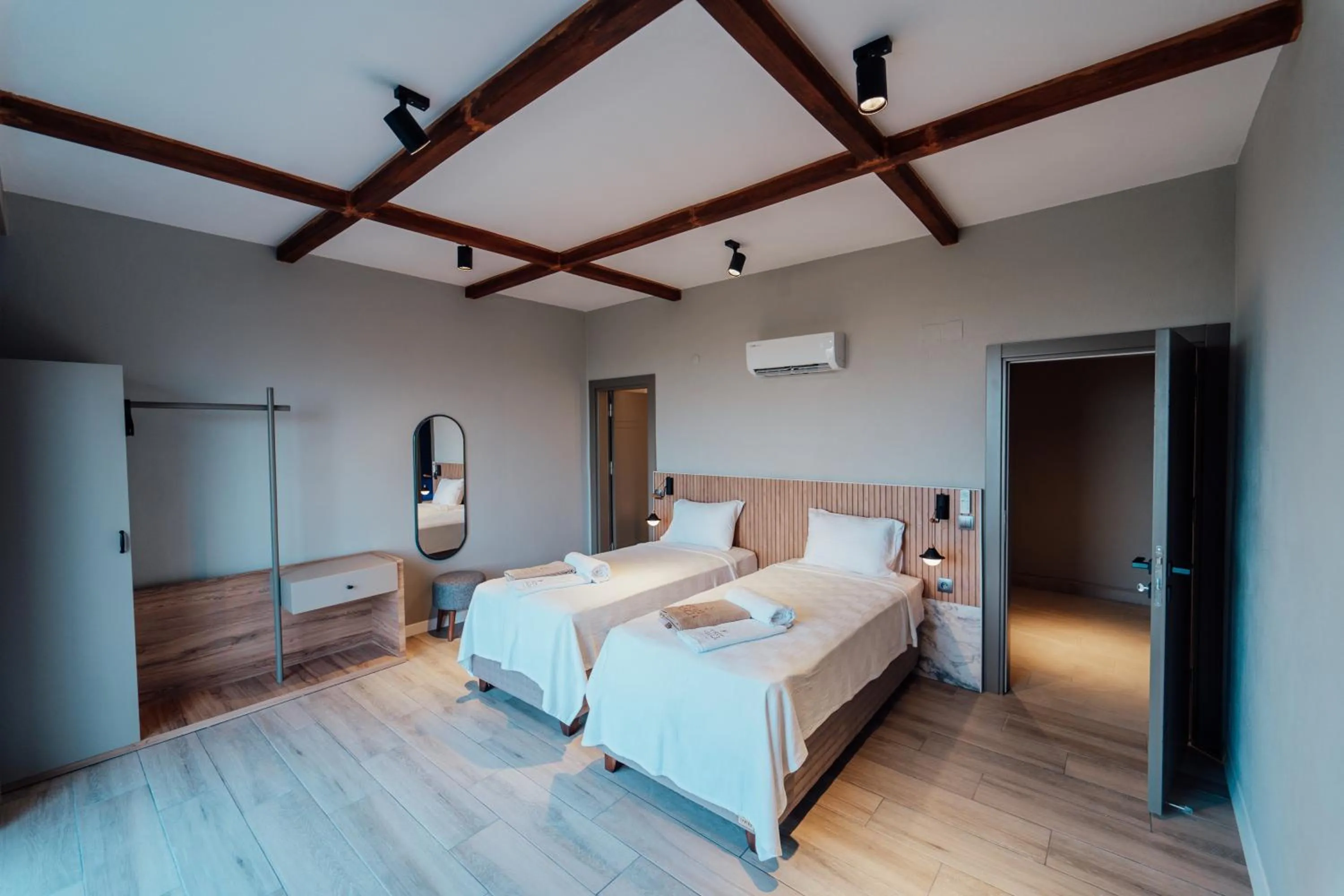 Bedroom, Bed in Fortunella Suites