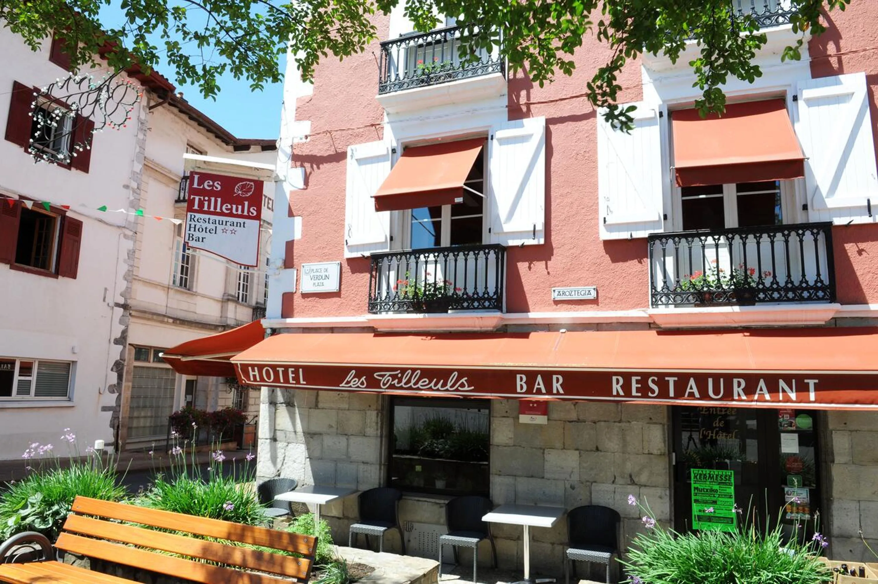 Property building in Hotel Les Tilleuls