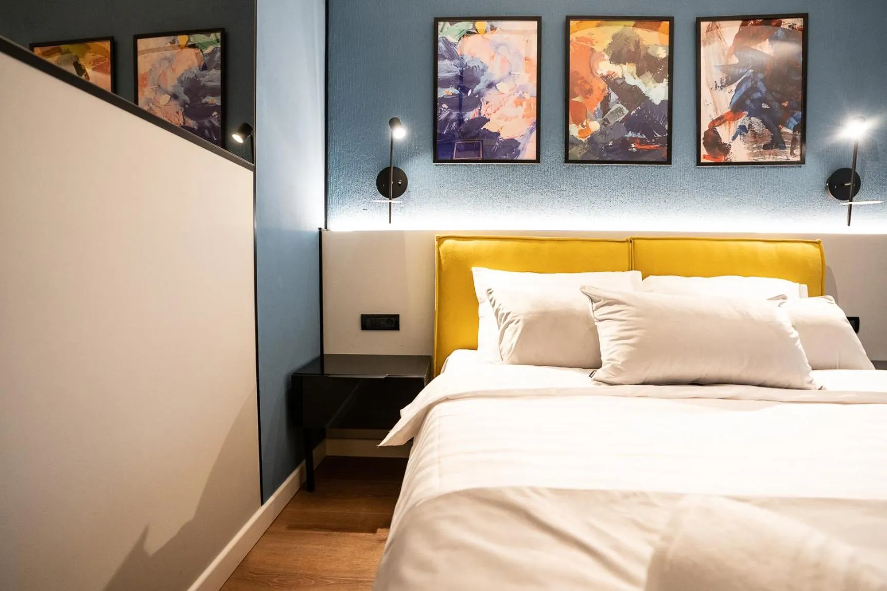 Bed in Emil Balaban Luxury Apart-Hotel