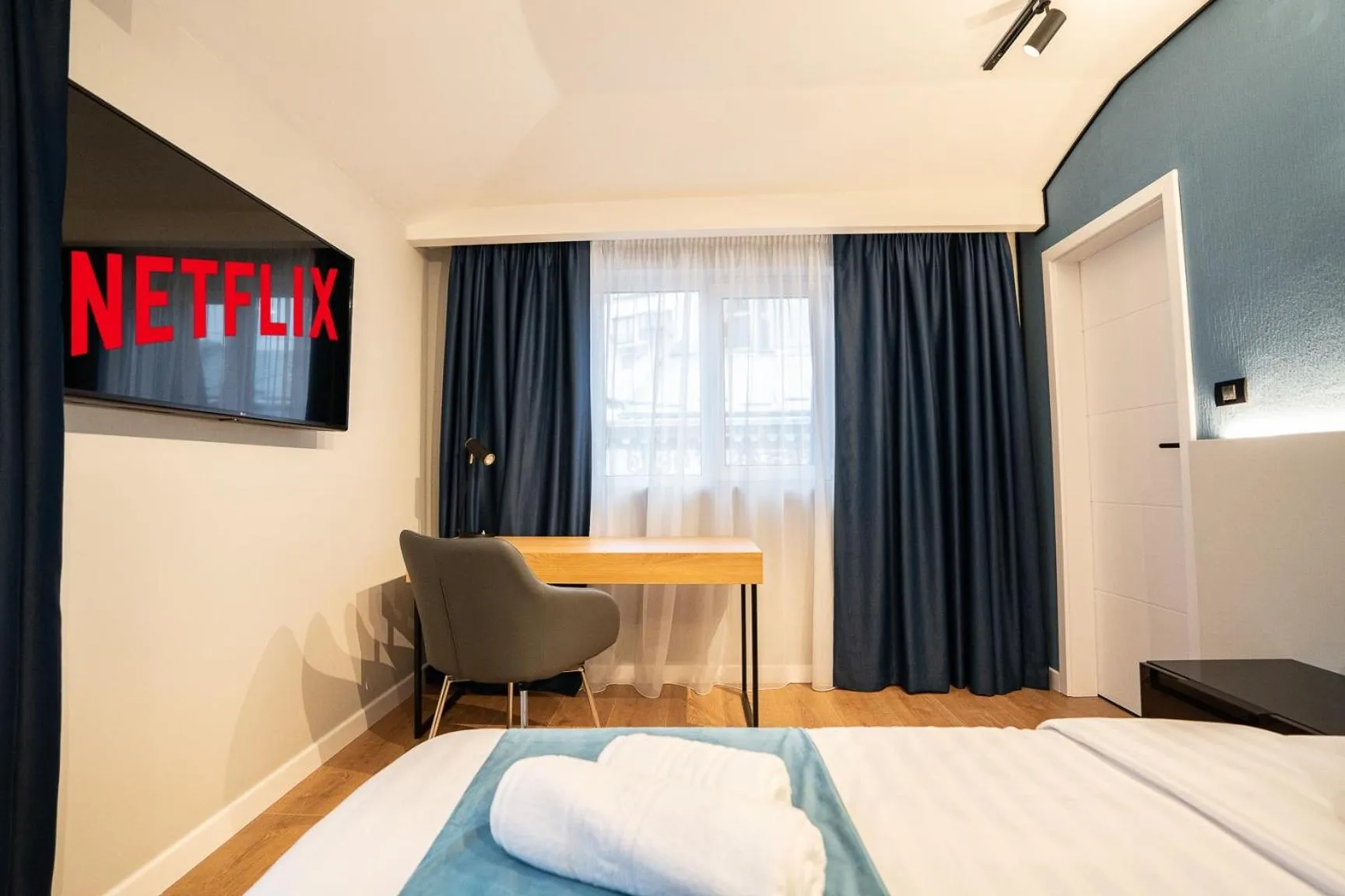 Bedroom, Bed in Emil Balaban Luxury Apart-Hotel