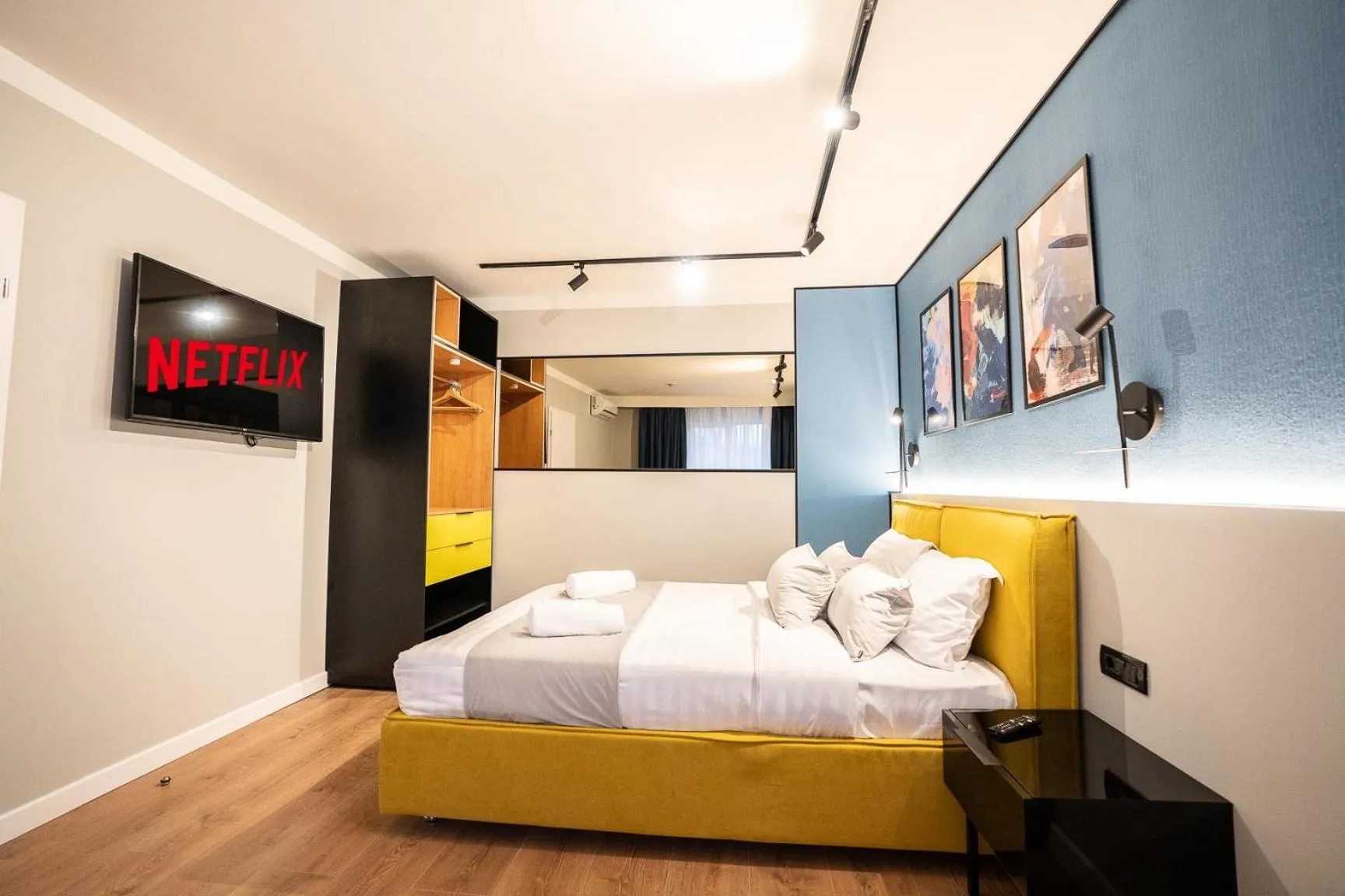 Bedroom, Bed in Emil Balaban Luxury Apart-Hotel