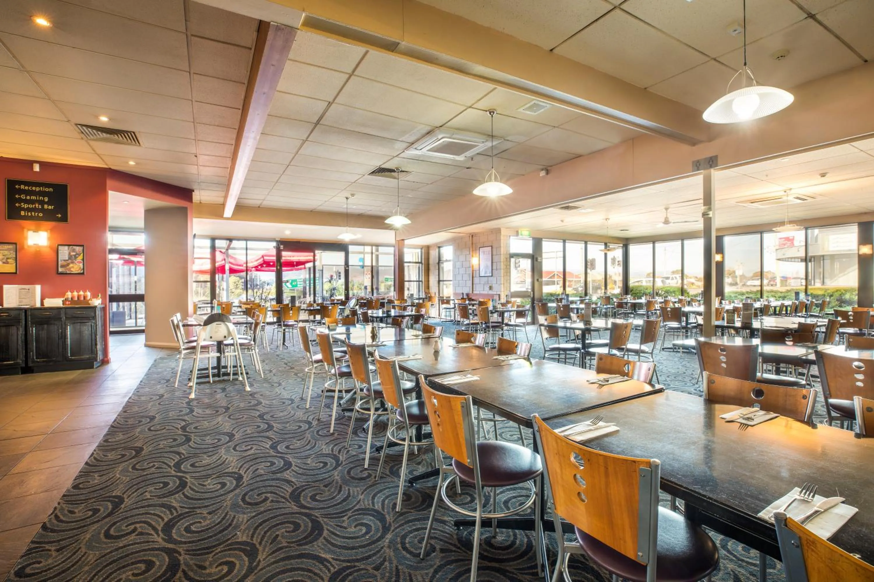 Restaurant/places to eat in Nightcap at Riverside Hotel